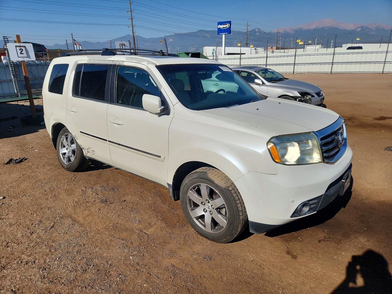 2014 Honda Pilot Touring White vin: 5FNYF3H9XEB001509