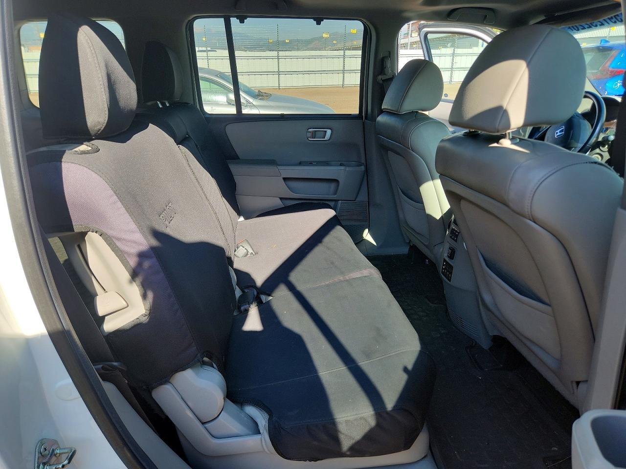 2014 Honda Pilot Touring White vin: 5FNYF3H9XEB001509