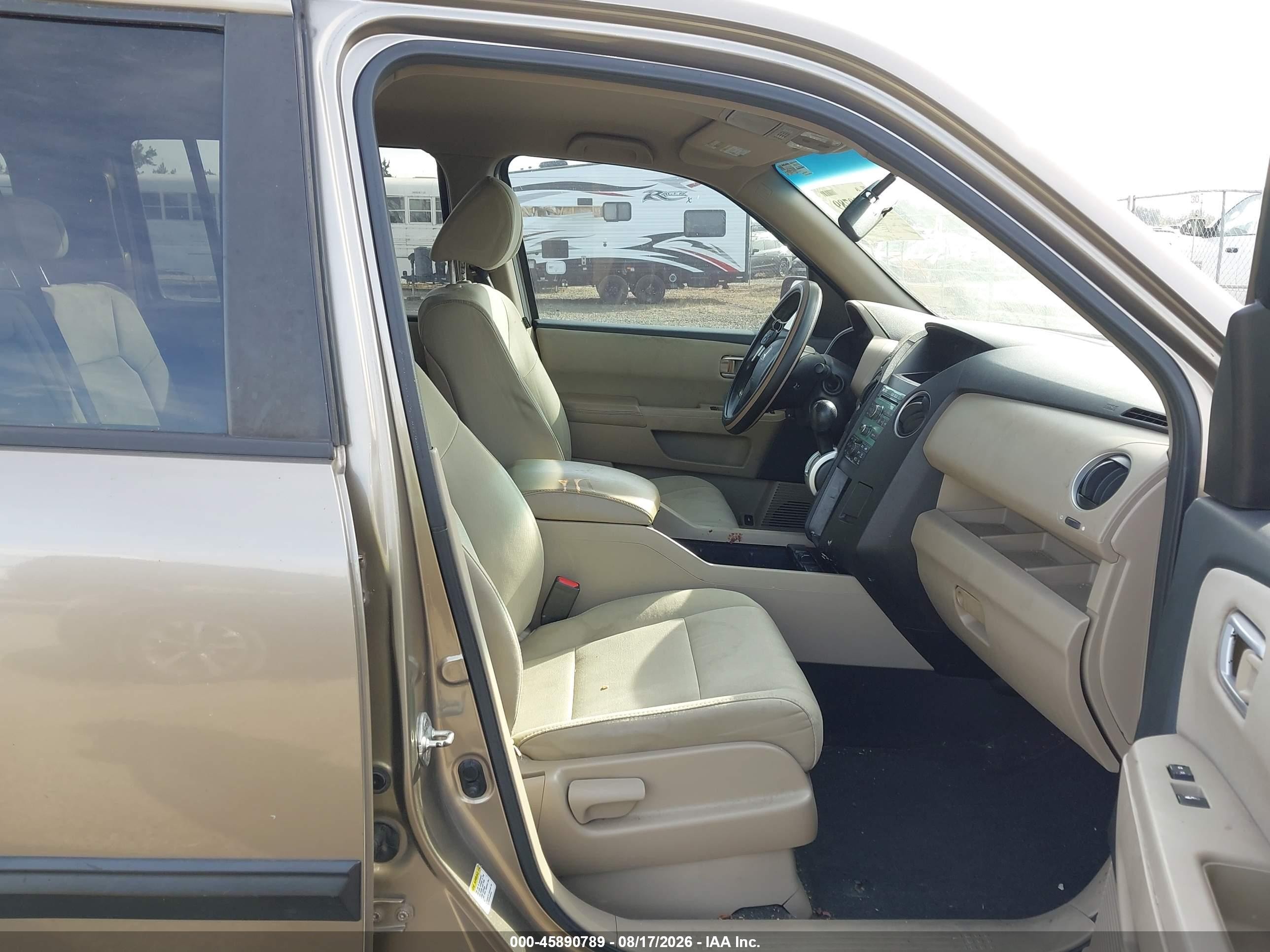 2009 Honda Pilot Lx Коричневый vin: 5FNYF48239B031563