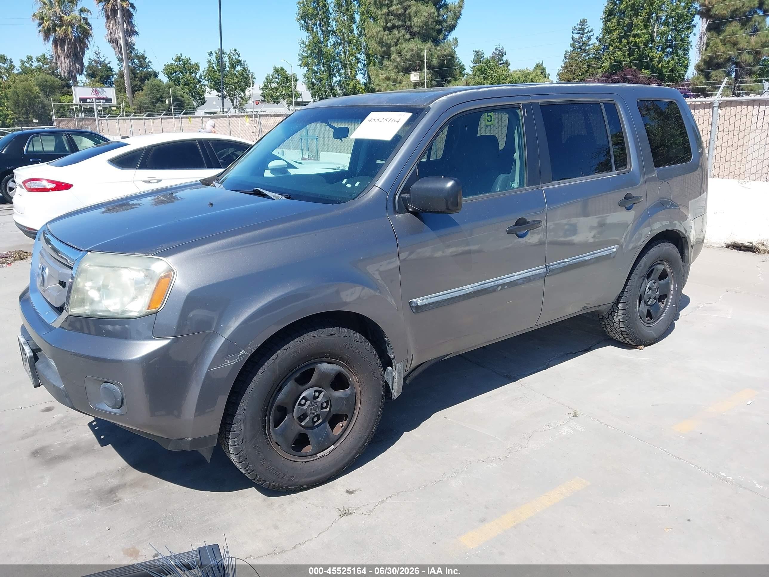 2009 Honda Pilot Lx Gray vin: 5FNYF48239B043955