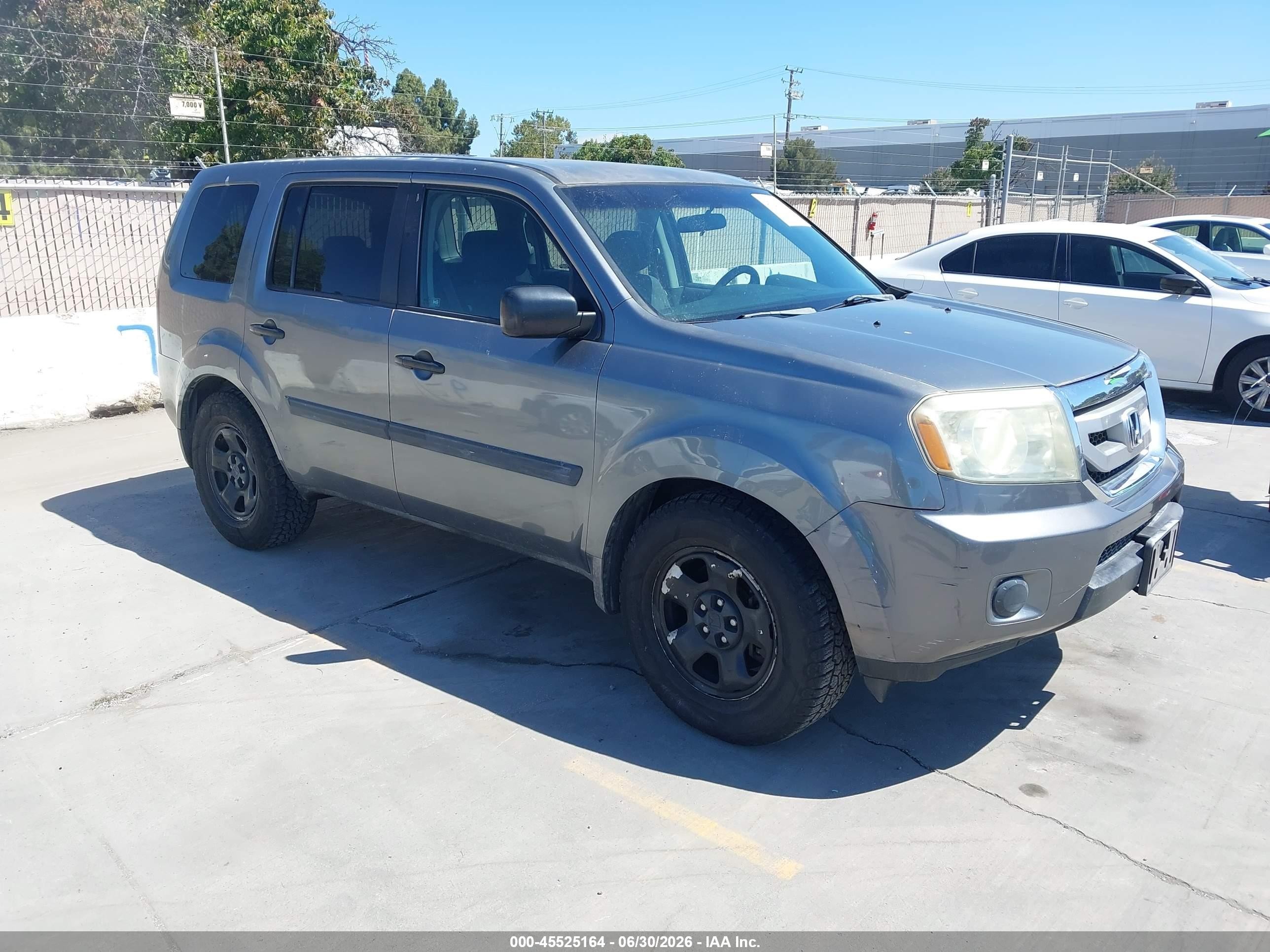 2009 Honda Pilot Lx Gray vin: 5FNYF48239B043955