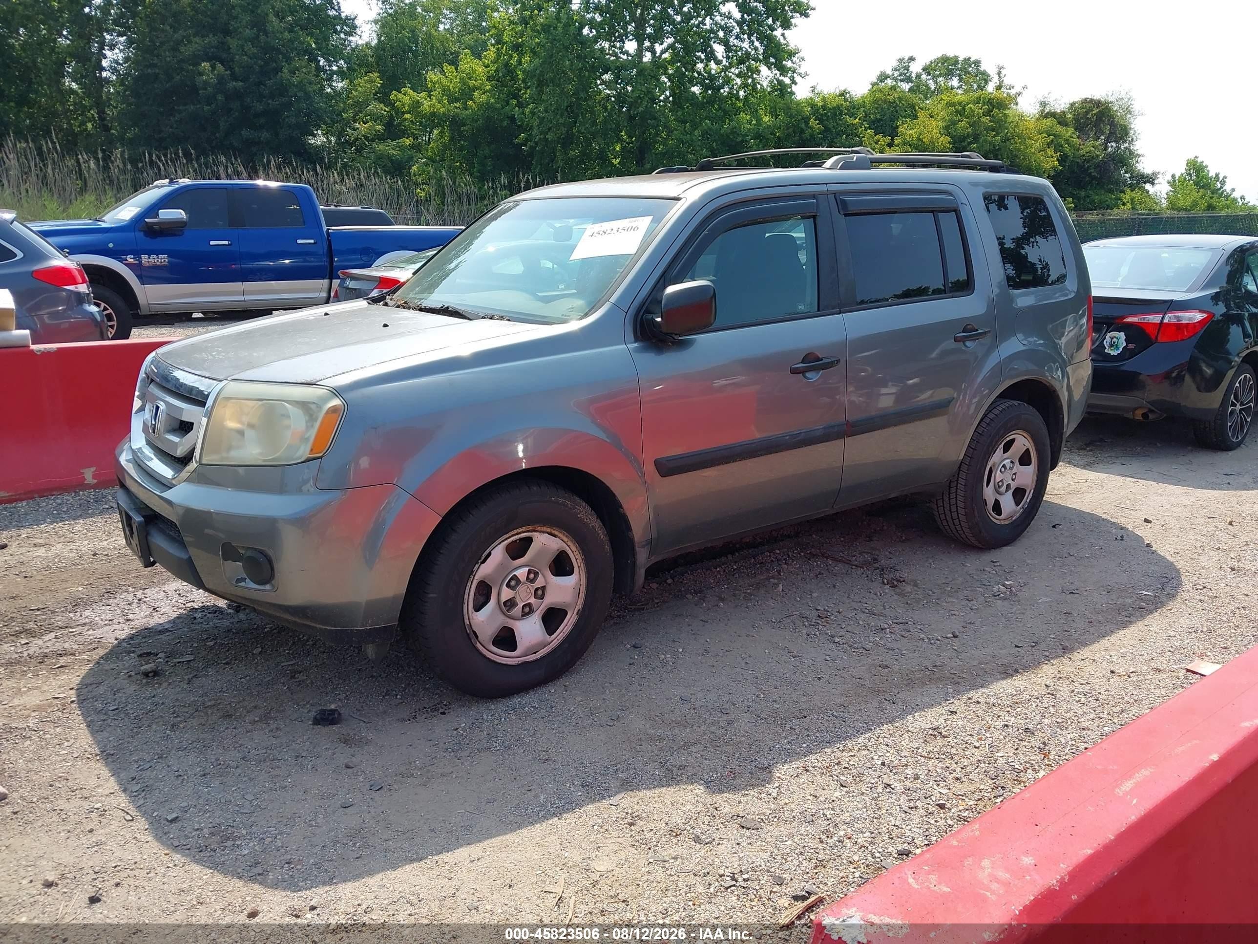 2009 Honda Pilot Lx Gray vin: 5FNYF48279B028732