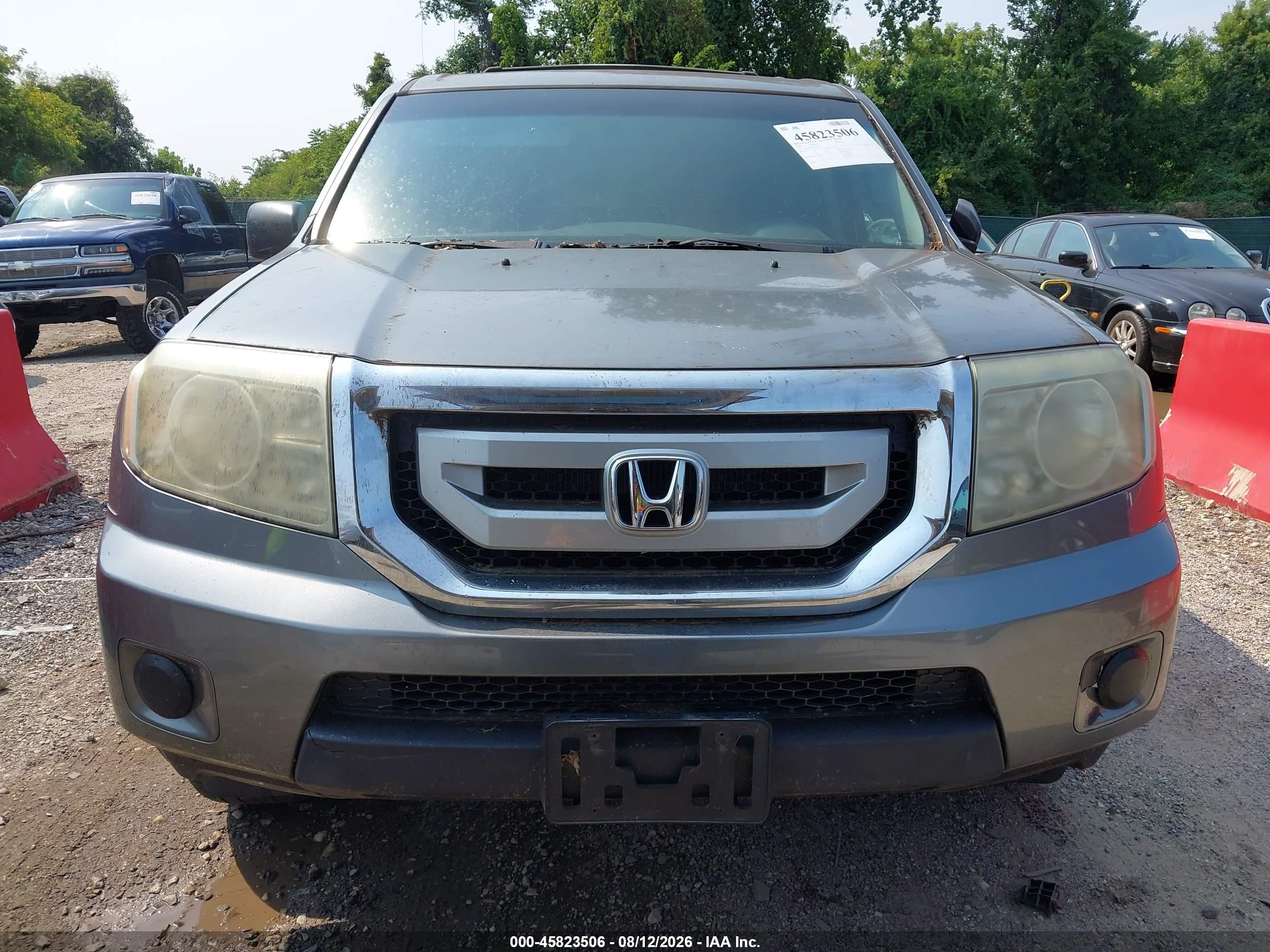 2009 Honda Pilot Lx Gray vin: 5FNYF48279B028732