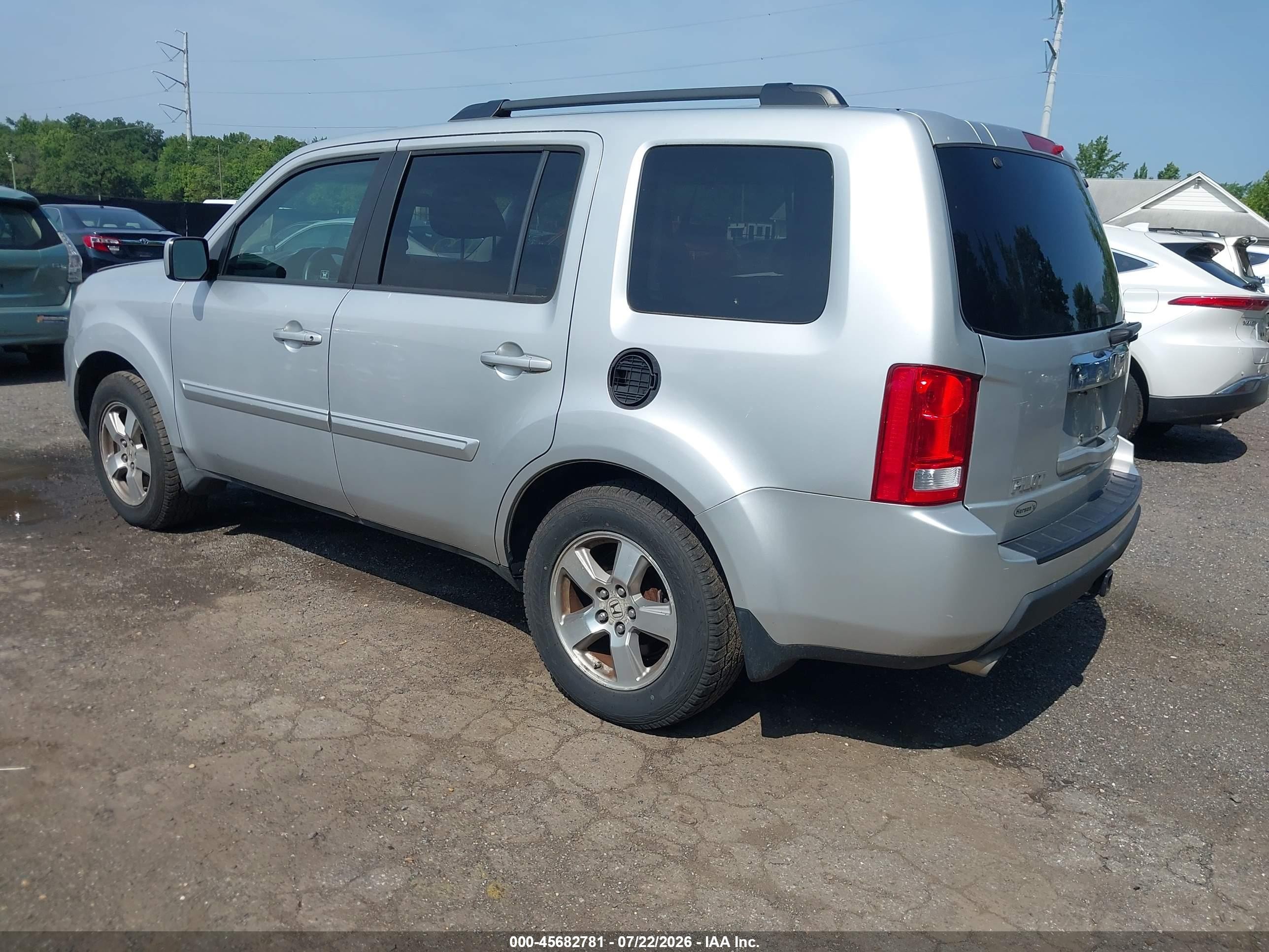 2009 Honda Pilot Ex Silver vin: 5FNYF48409B011529