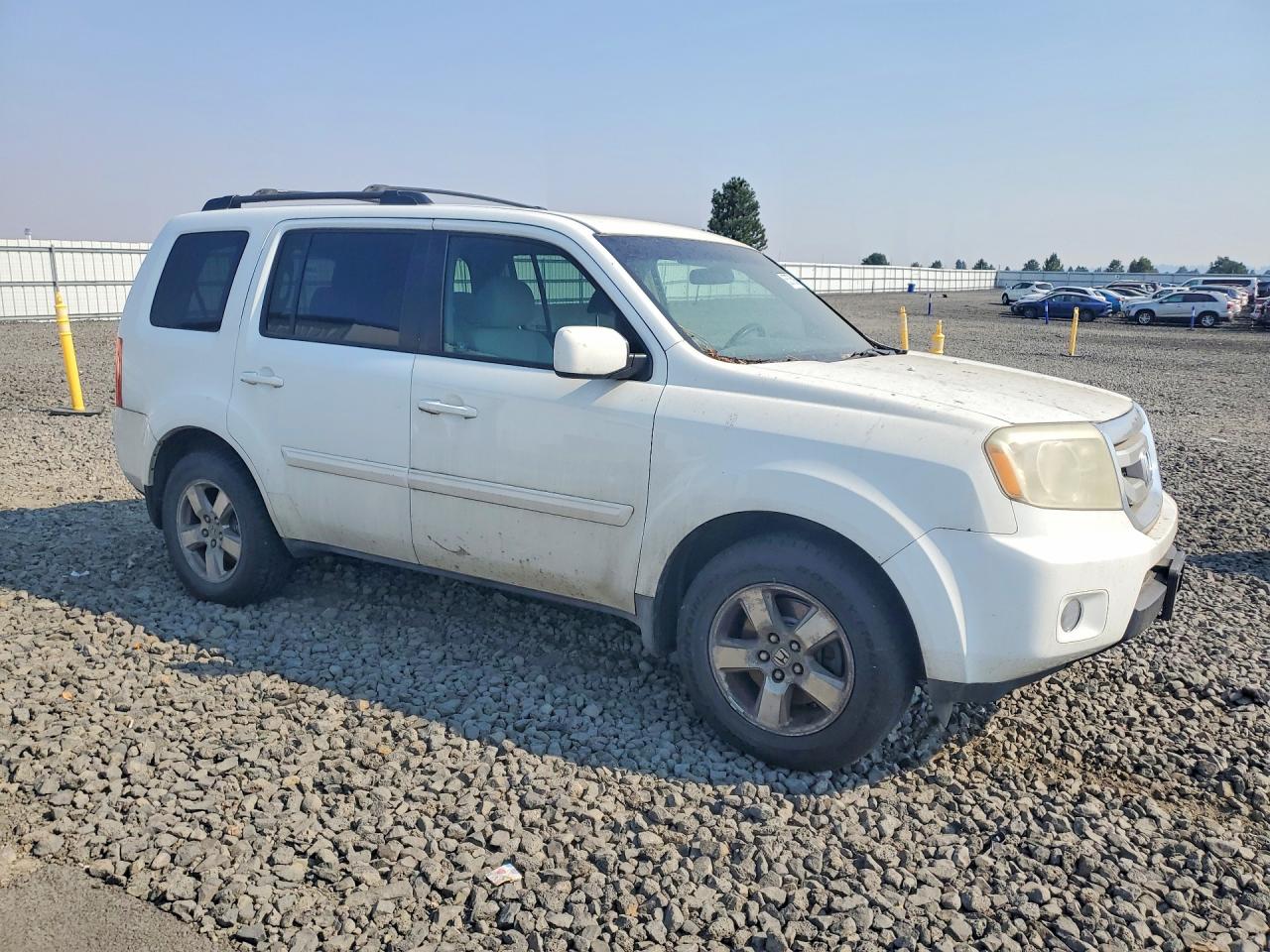2009 Honda Pilot Ex White vin: 5FNYF48409B045647