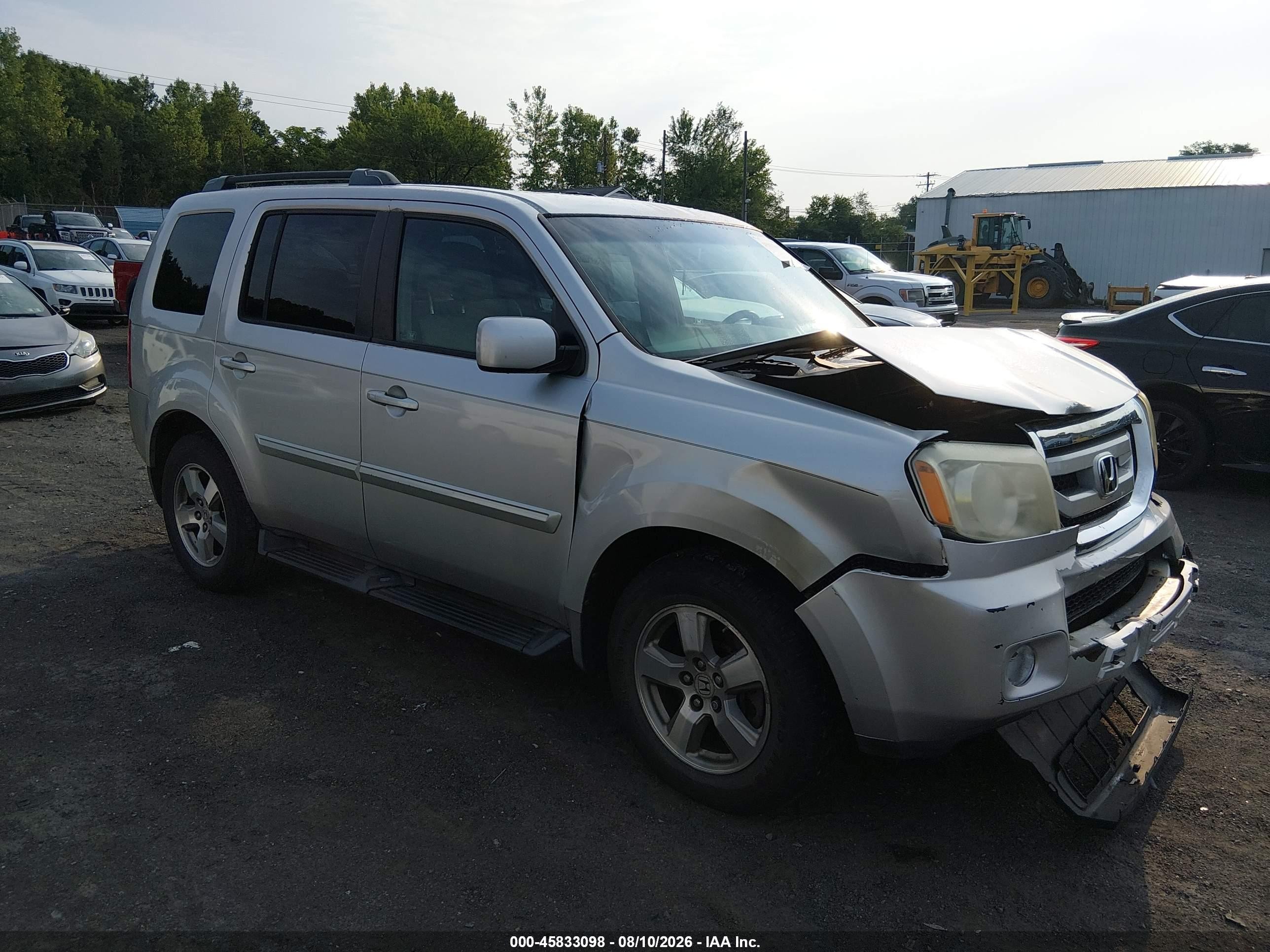 2009 Honda Pilot Ex Silver vin: 5FNYF48439B026834
