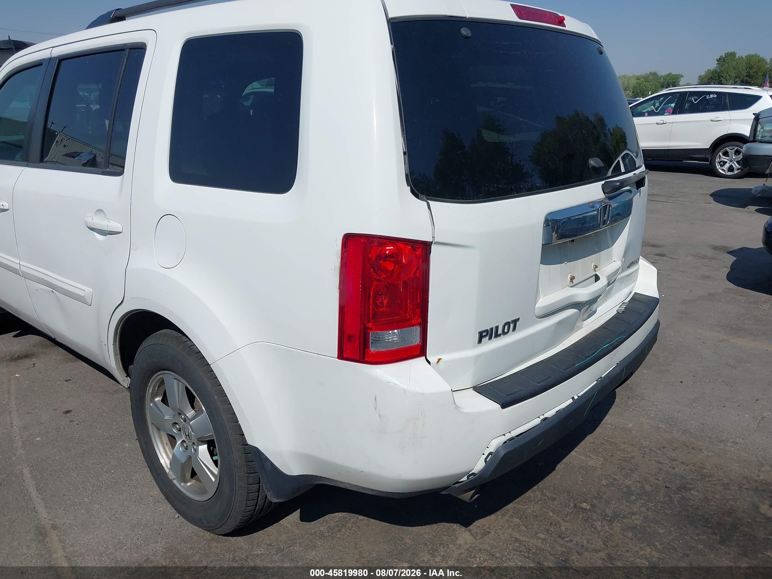 2009 Honda Pilot Ex White vin: 5FNYF48459B044185