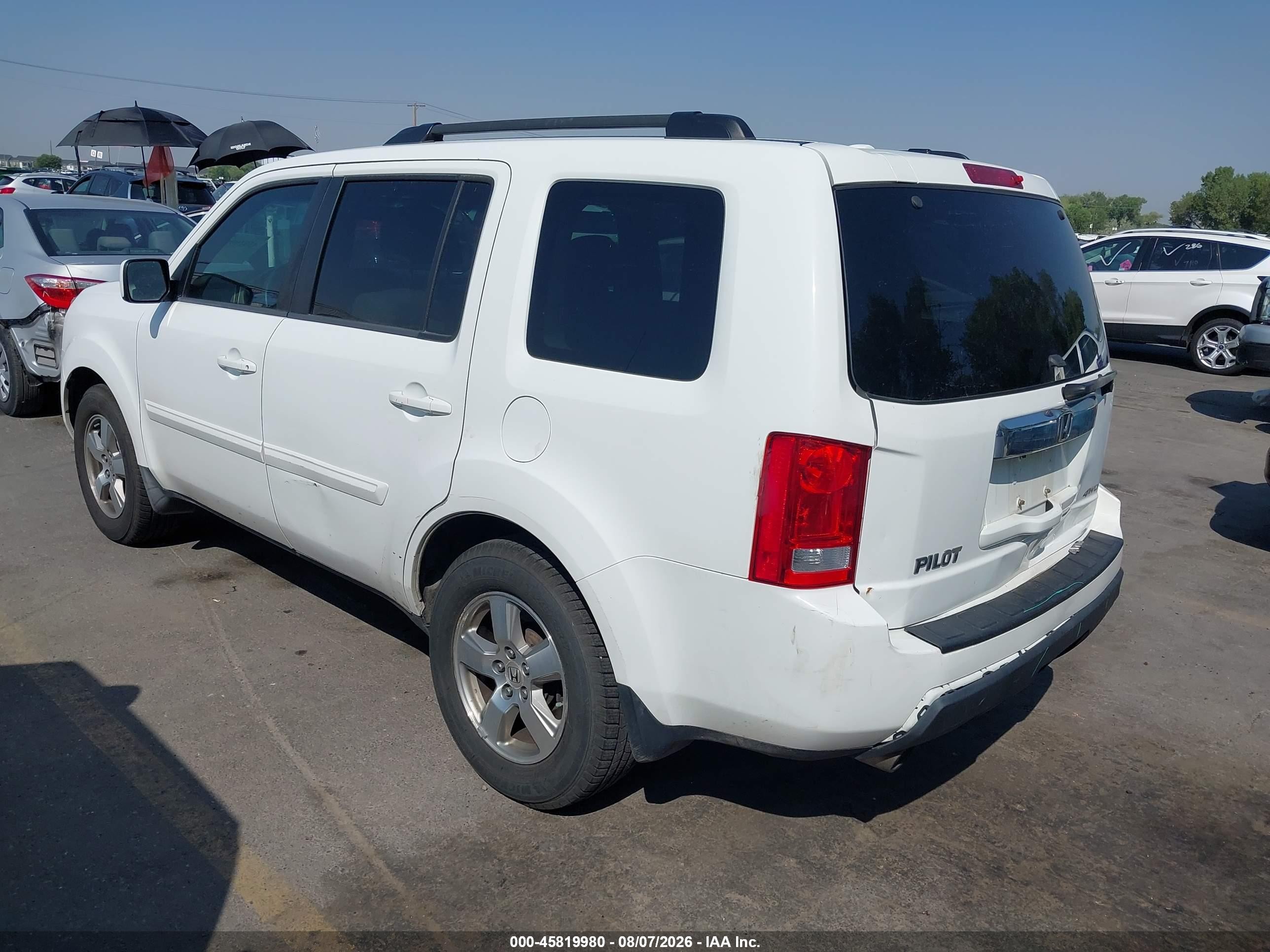 2009 Honda Pilot Ex White vin: 5FNYF48459B044185