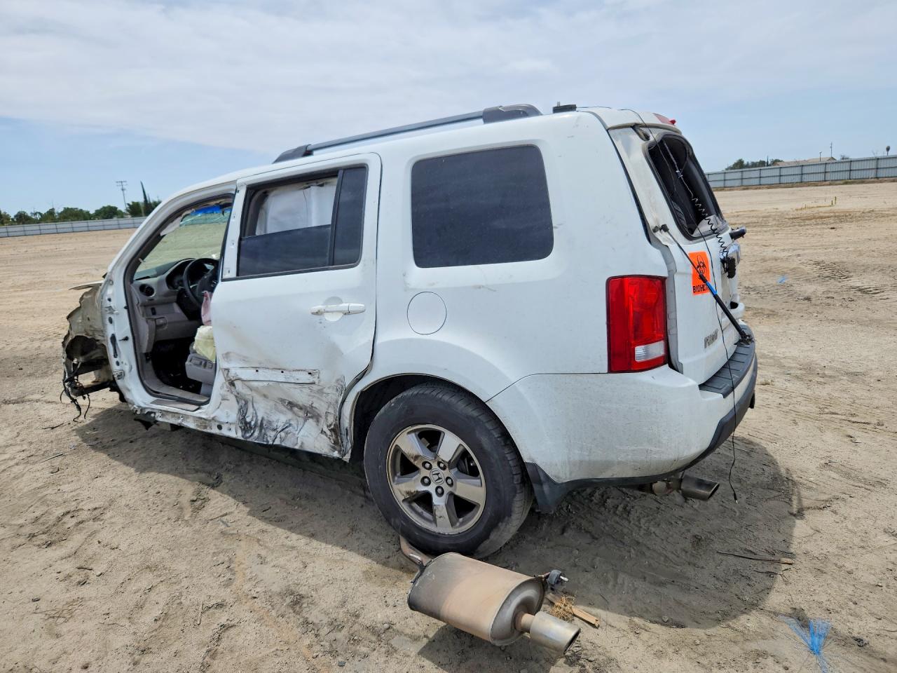 2009 Honda Pilot Ex White vin: 5FNYF48479B038856