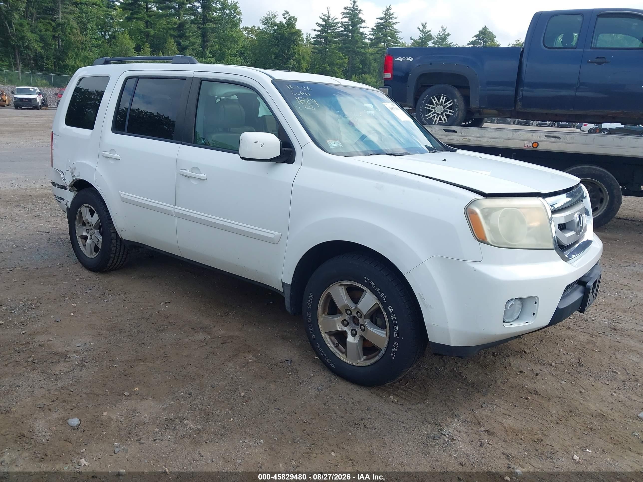 2009 Honda Pilot Ex-l White vin: 5FNYF48509B011829