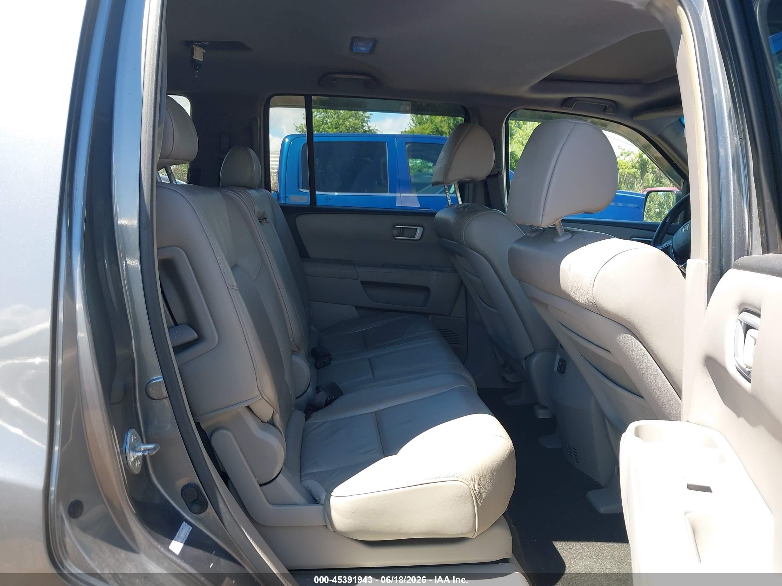 2009 Honda Pilot Ex-l Silver vin: 5FNYF48549B033509