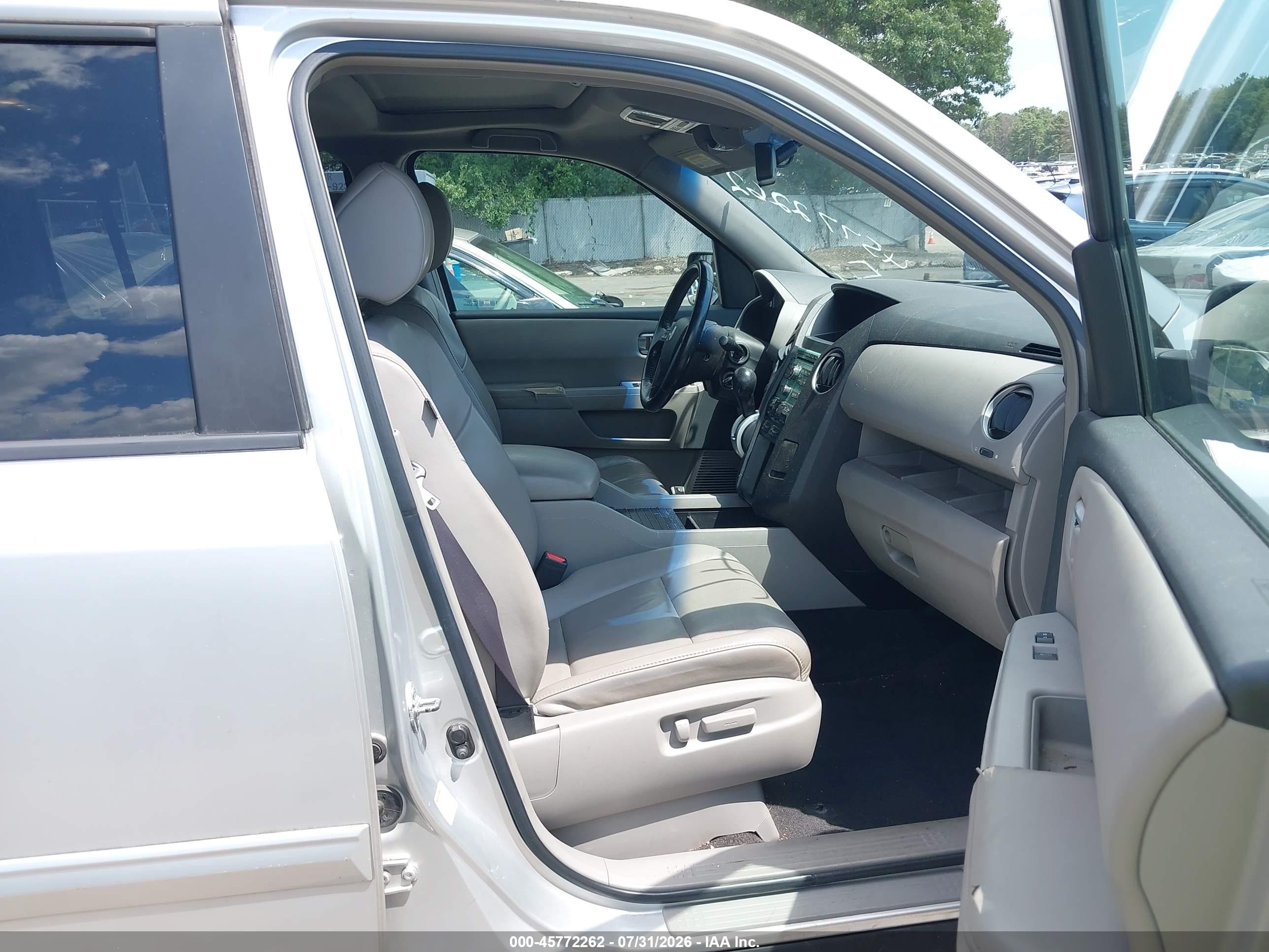 2009 Honda Pilot Ex-l Silver vin: 5FNYF48589B004076