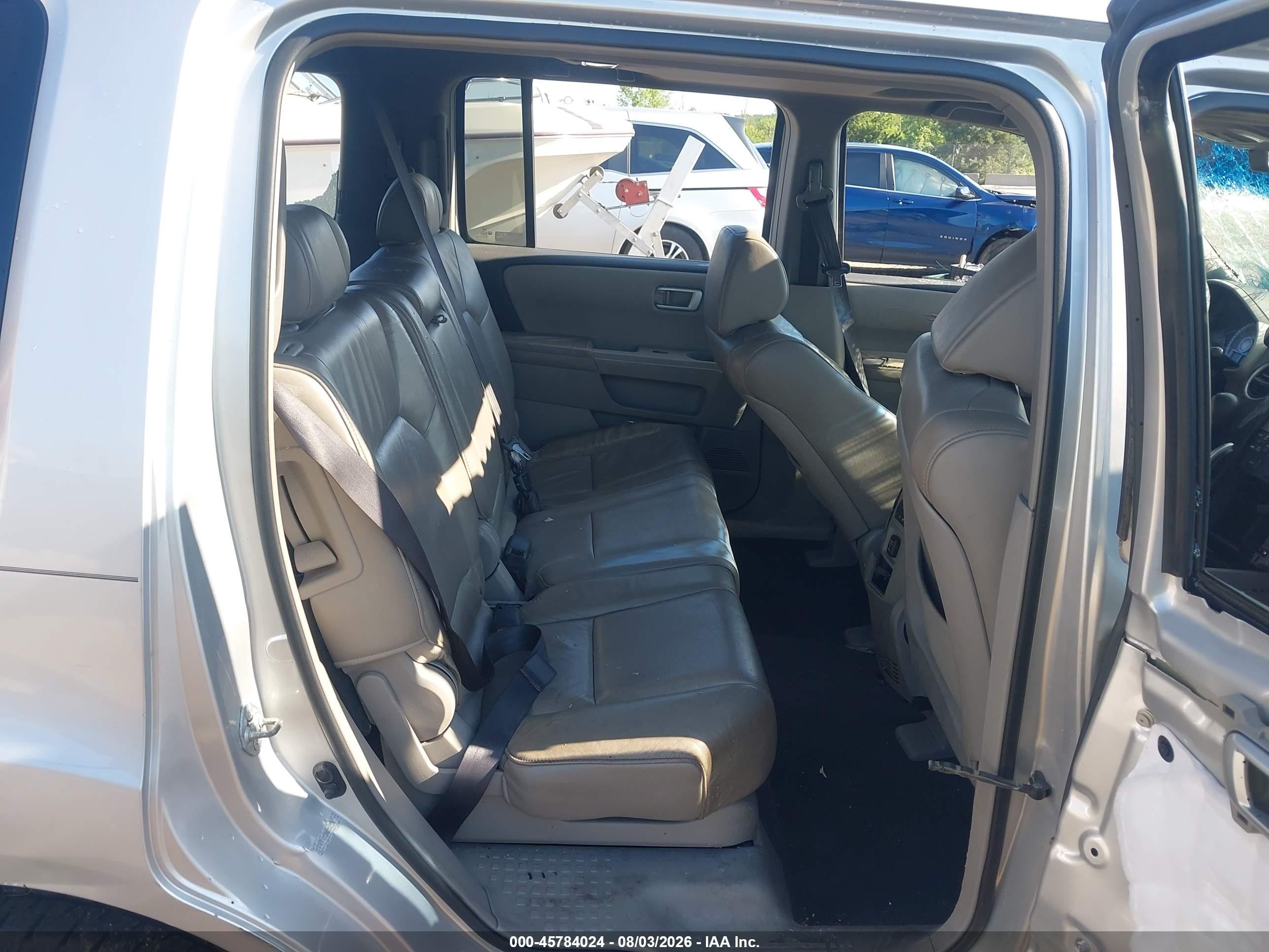 2009 Honda Pilot Ex-l Silver vin: 5FNYF48589B004224