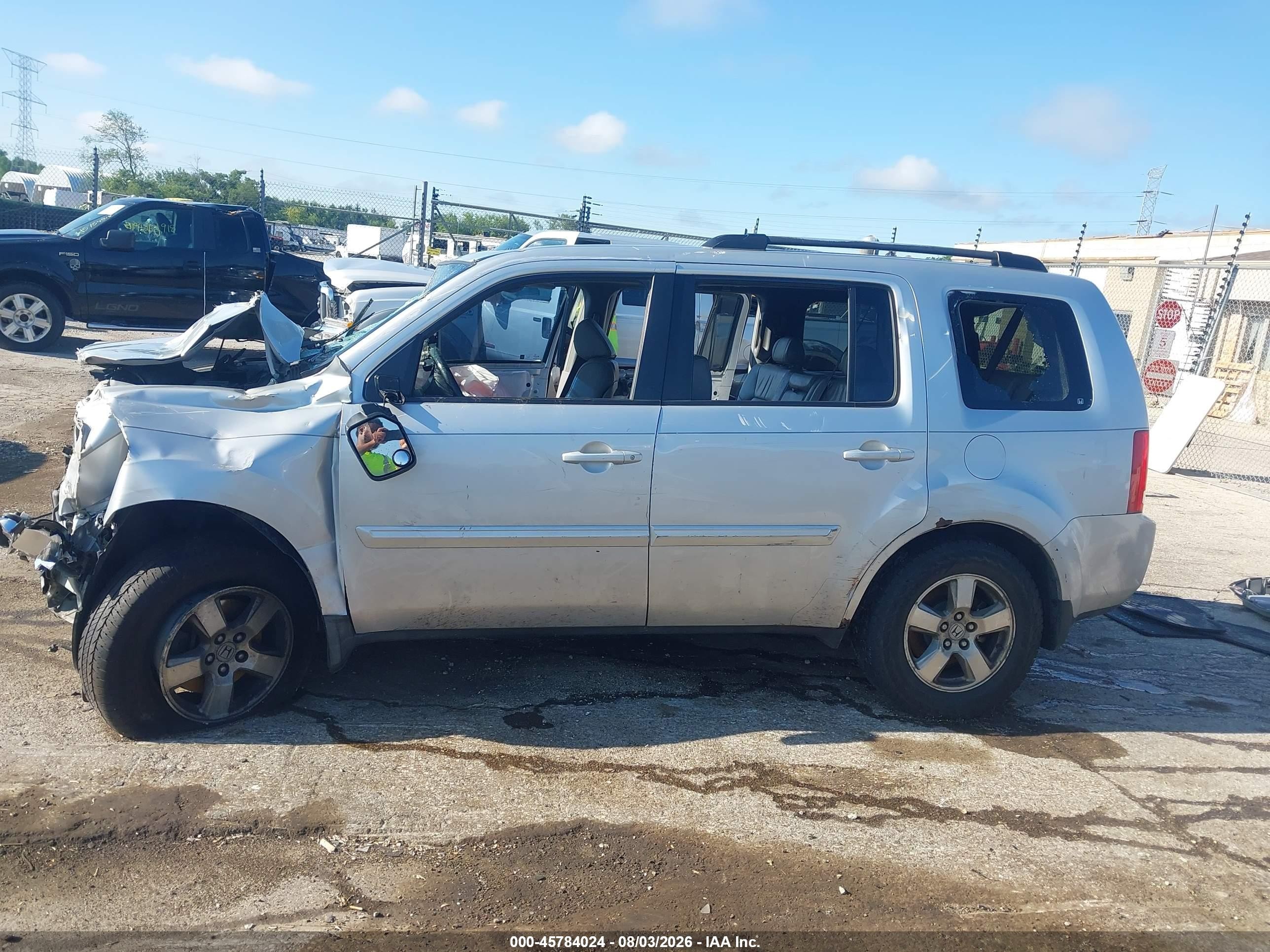 2009 Honda Pilot Ex-l Silver vin: 5FNYF48589B004224