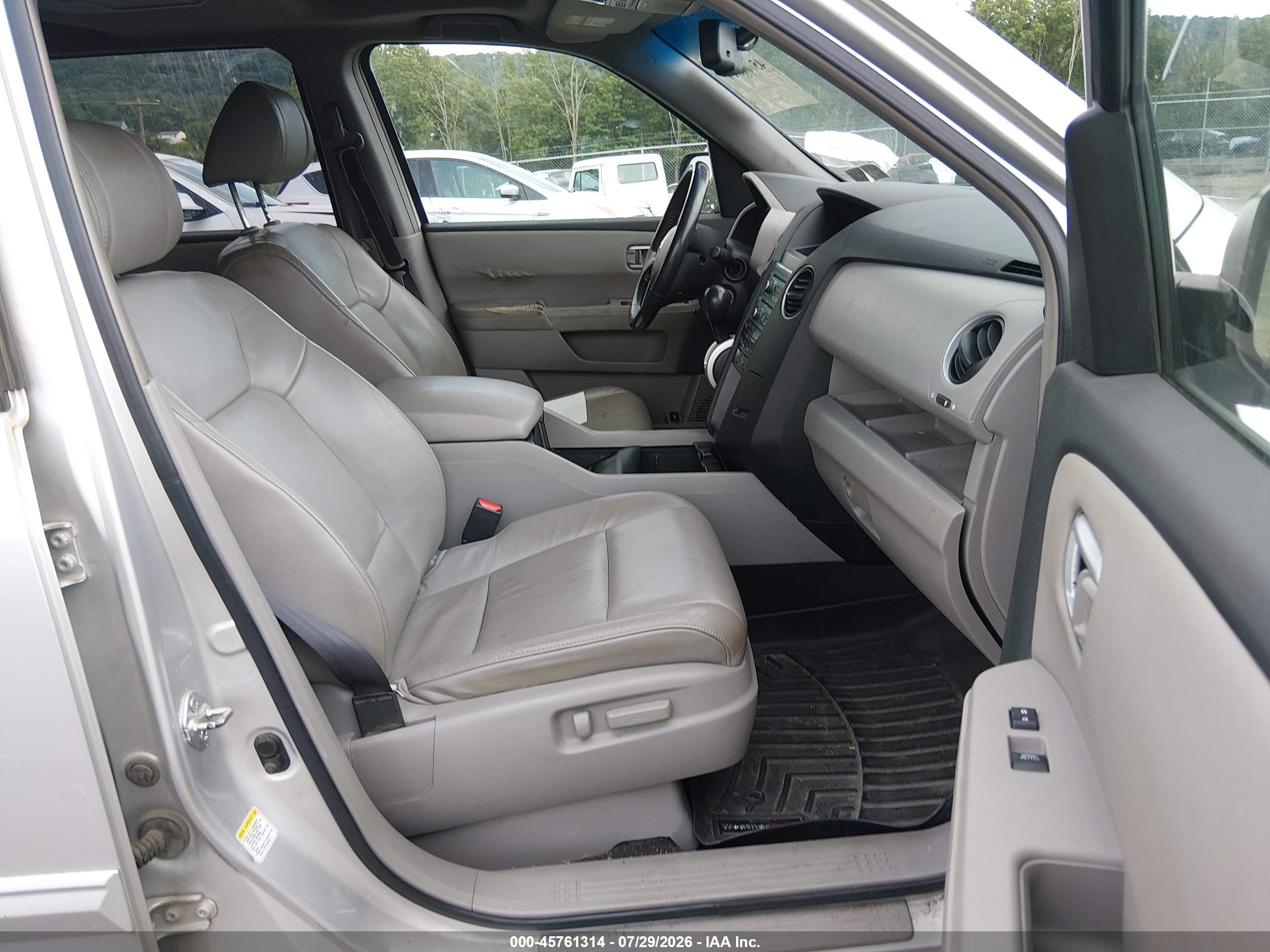 2009 Honda Pilot Ex-l Silver vin: 5FNYF48699B013975
