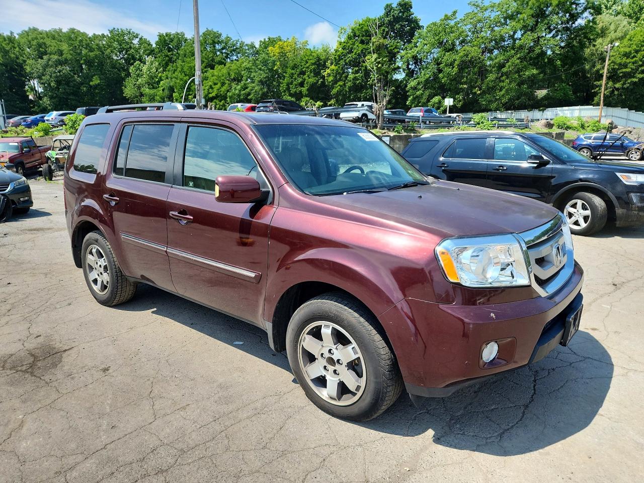 2009 Honda Pilot Touring Burgundy vin: 5FNYF48809B018290
