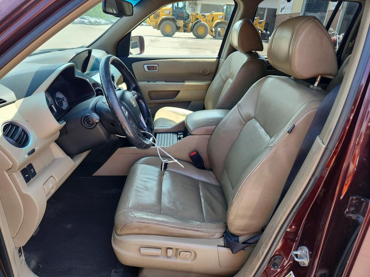 2009 Honda Pilot Touring Burgundy vin: 5FNYF48809B018290