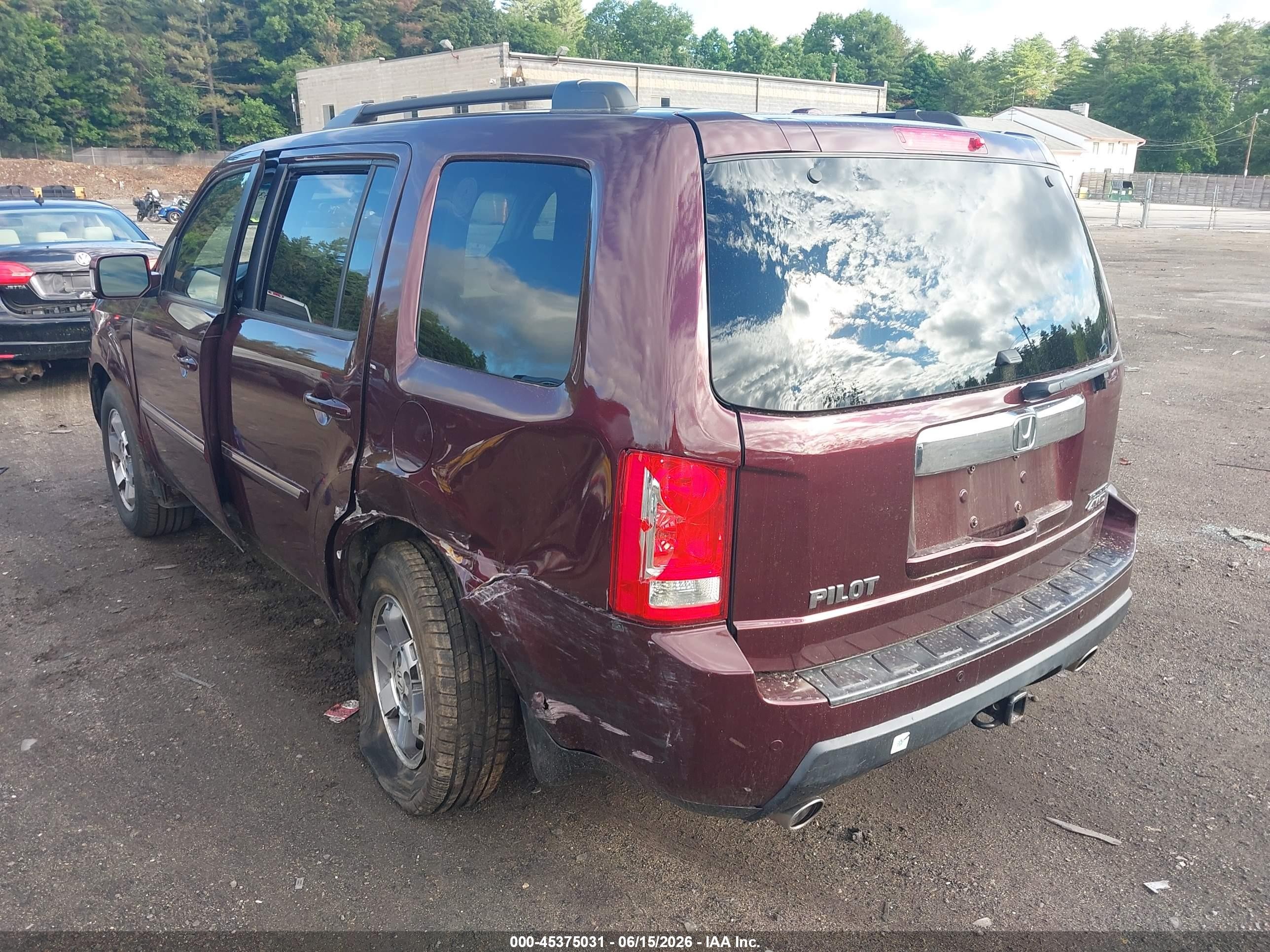 2009 Honda Pilot Touring Maroon vin: 5FNYF48869B010775