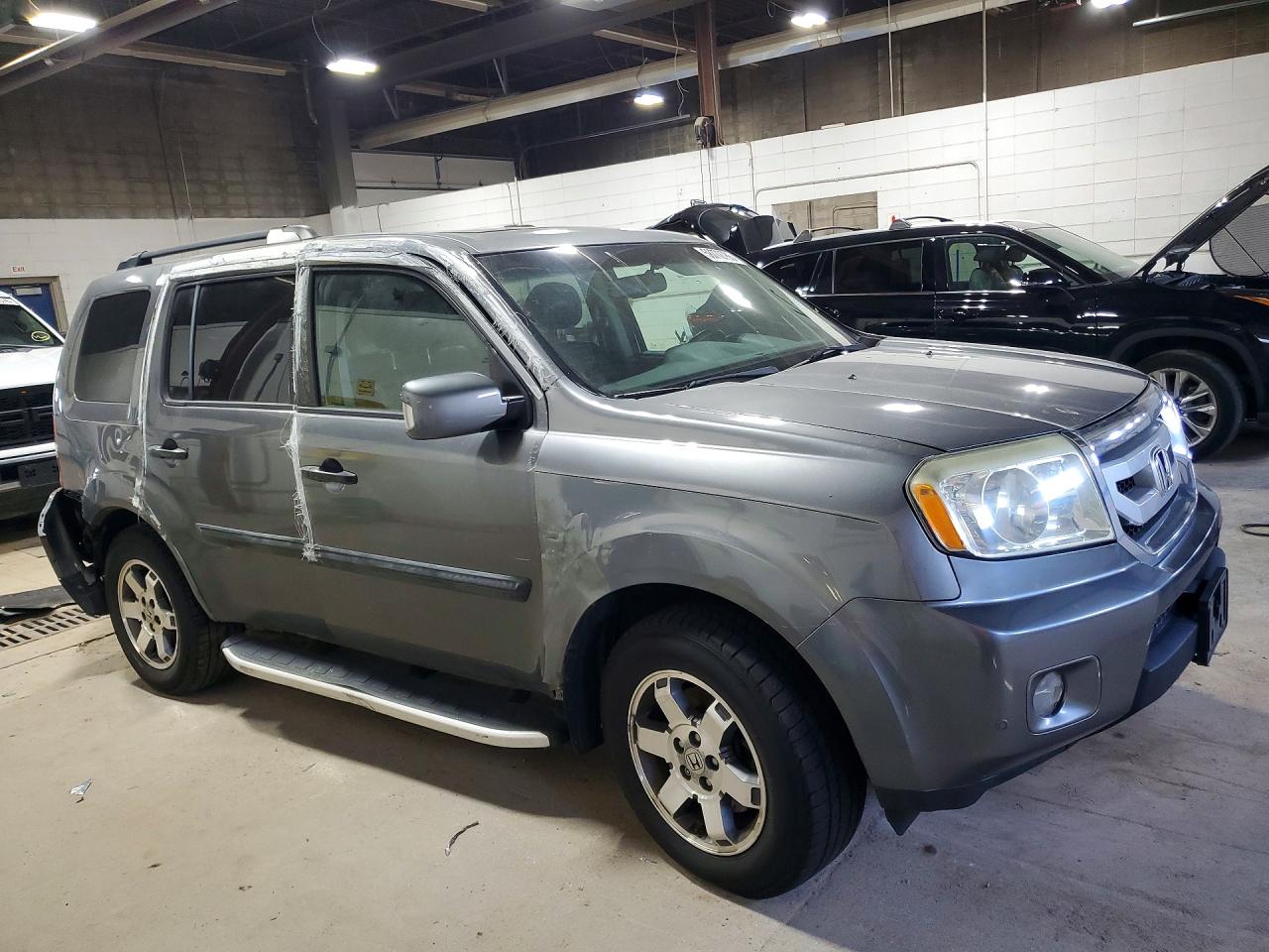 2009 Honda Pilot Touring Gray vin: 5FNYF48889B011619