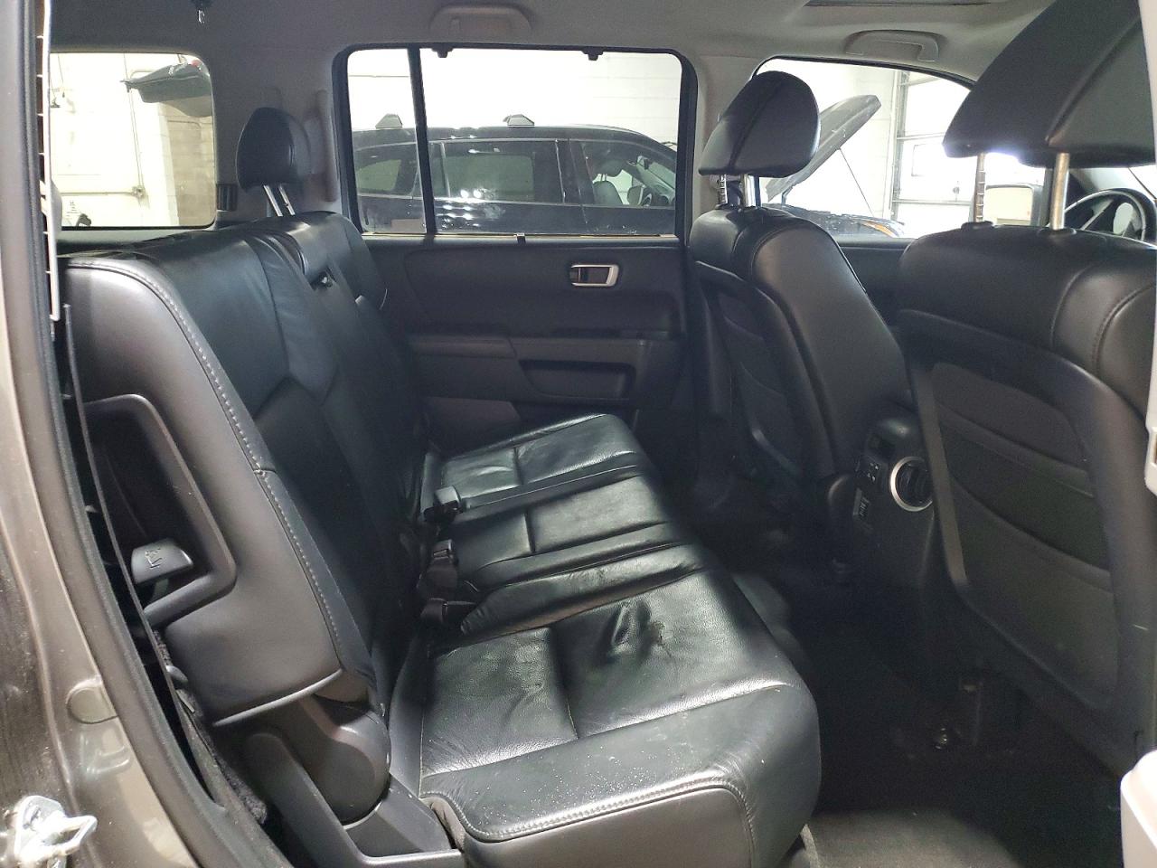 2009 Honda Pilot Touring Gray vin: 5FNYF48889B011619