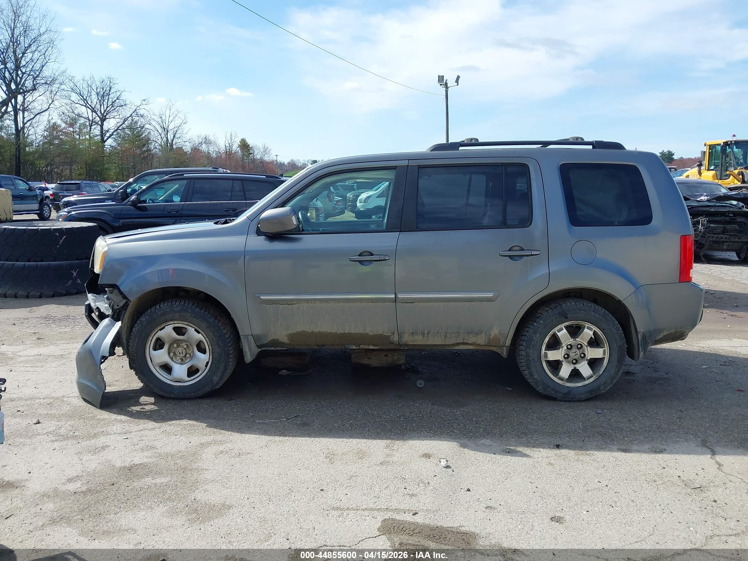 2009 Honda Pilot Touring Gray vin: 5FNYF48909B041075