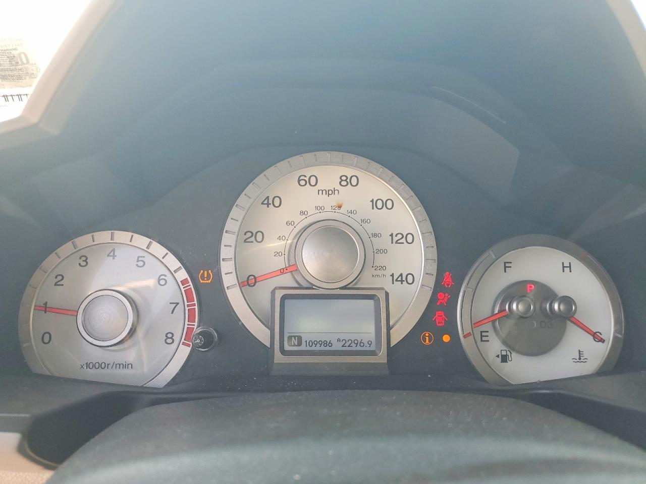 2009 Honda Pilot Touring White vin: 5FNYF48909B050973