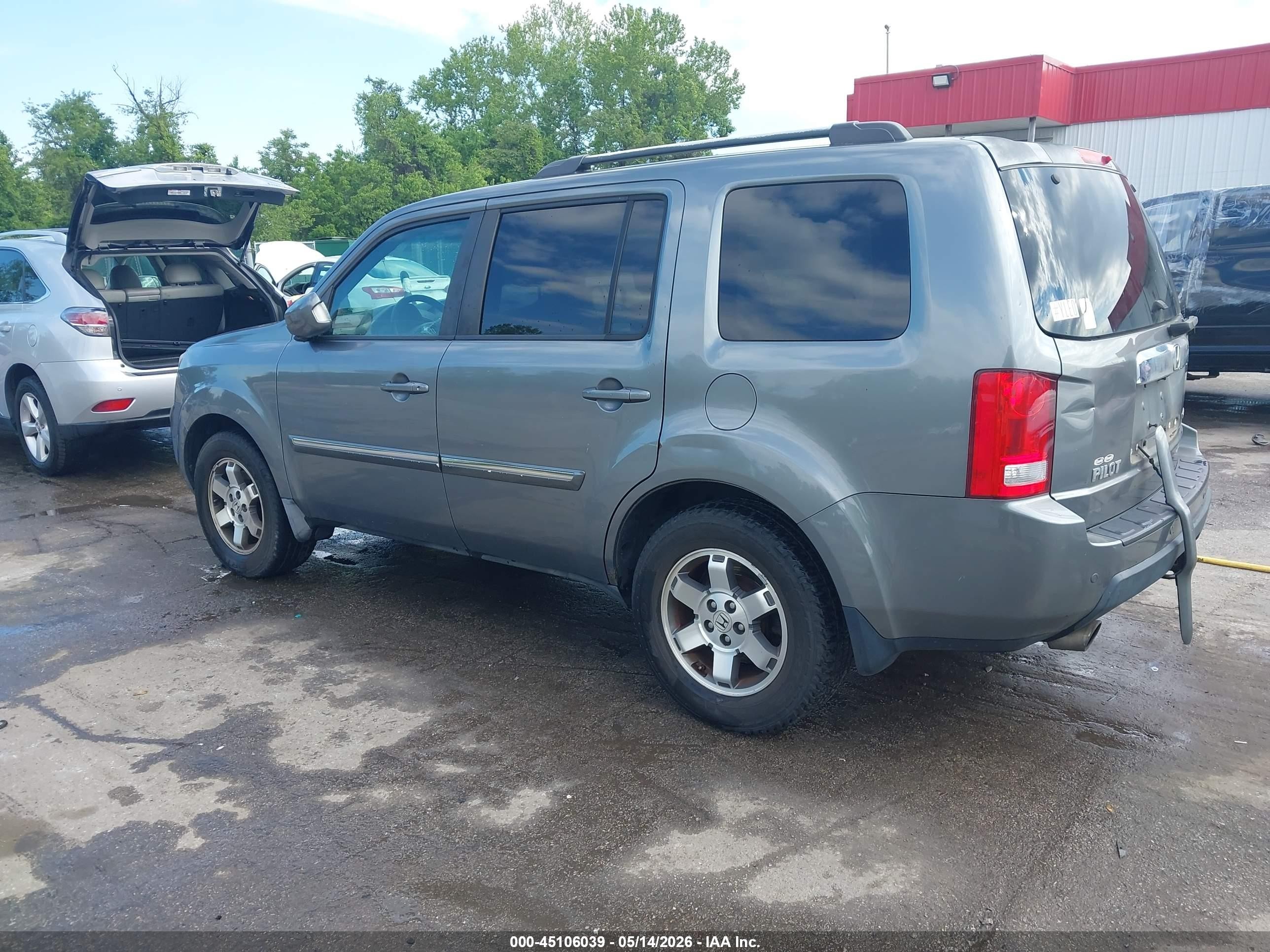 2009 Honda Pilot Touring Gray vin: 5FNYF48919B010174