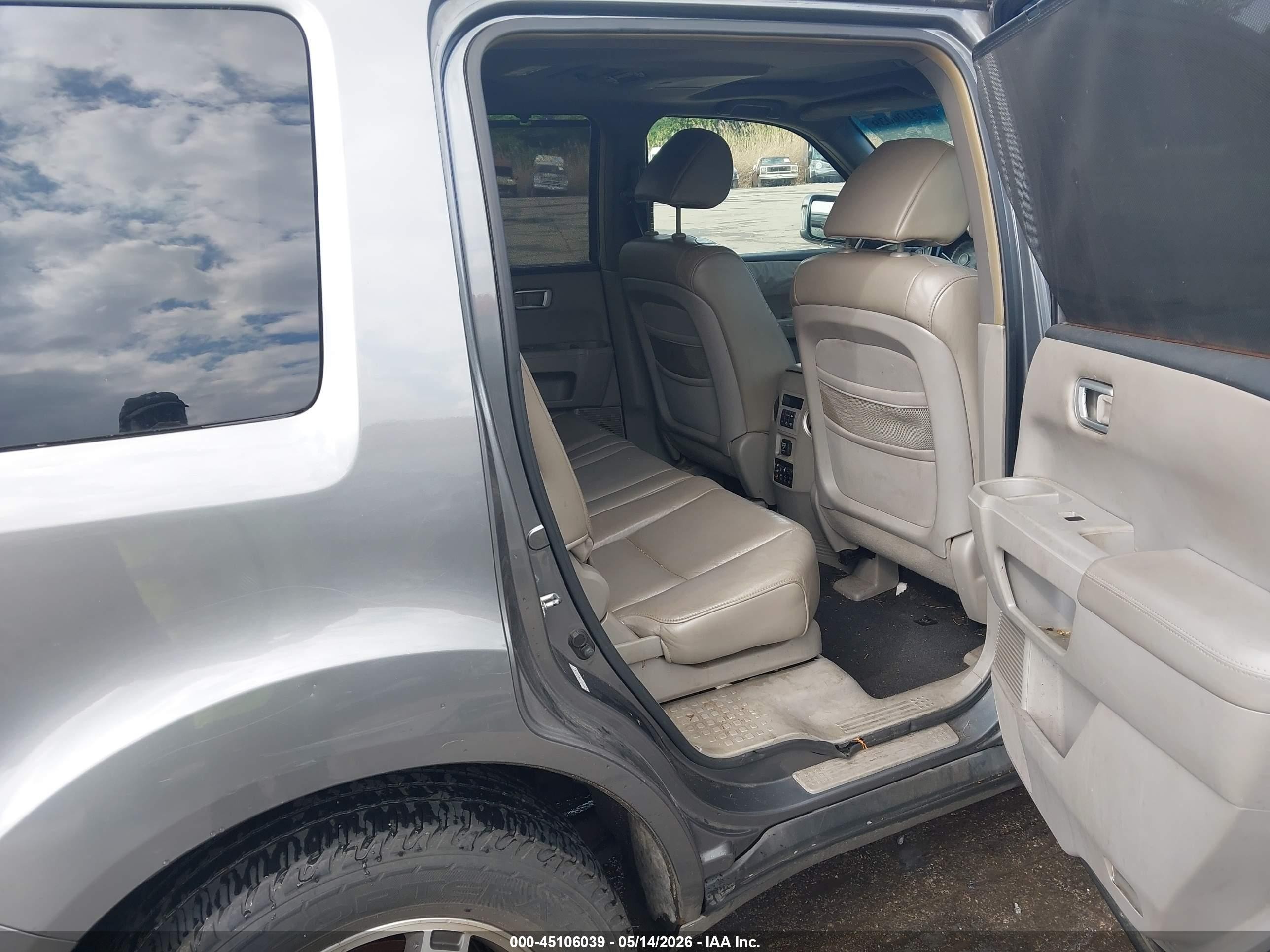 2009 Honda Pilot Touring Gray vin: 5FNYF48919B010174