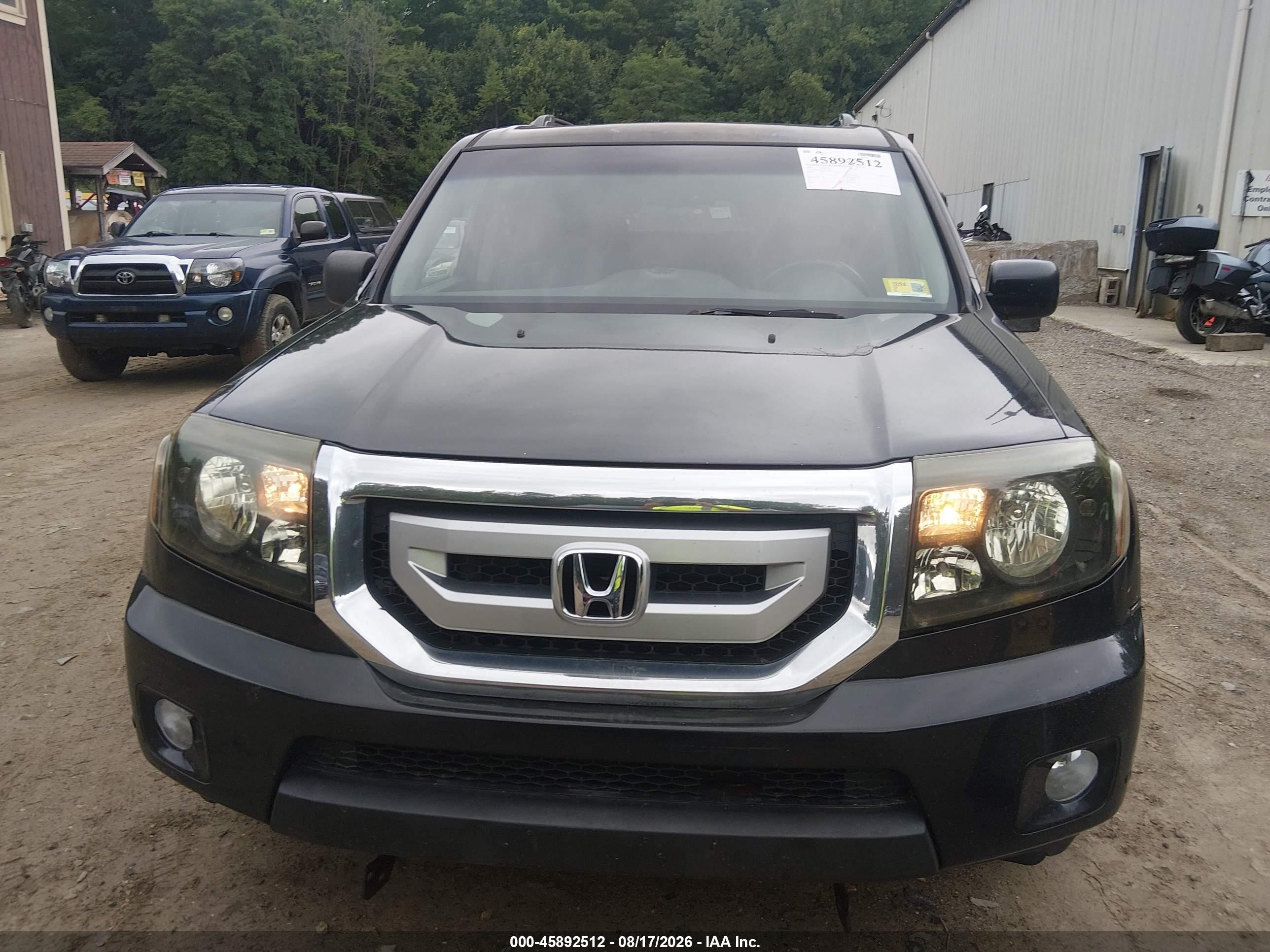 2009 Honda Pilot Touring Black vin: 5FNYF48919B504857