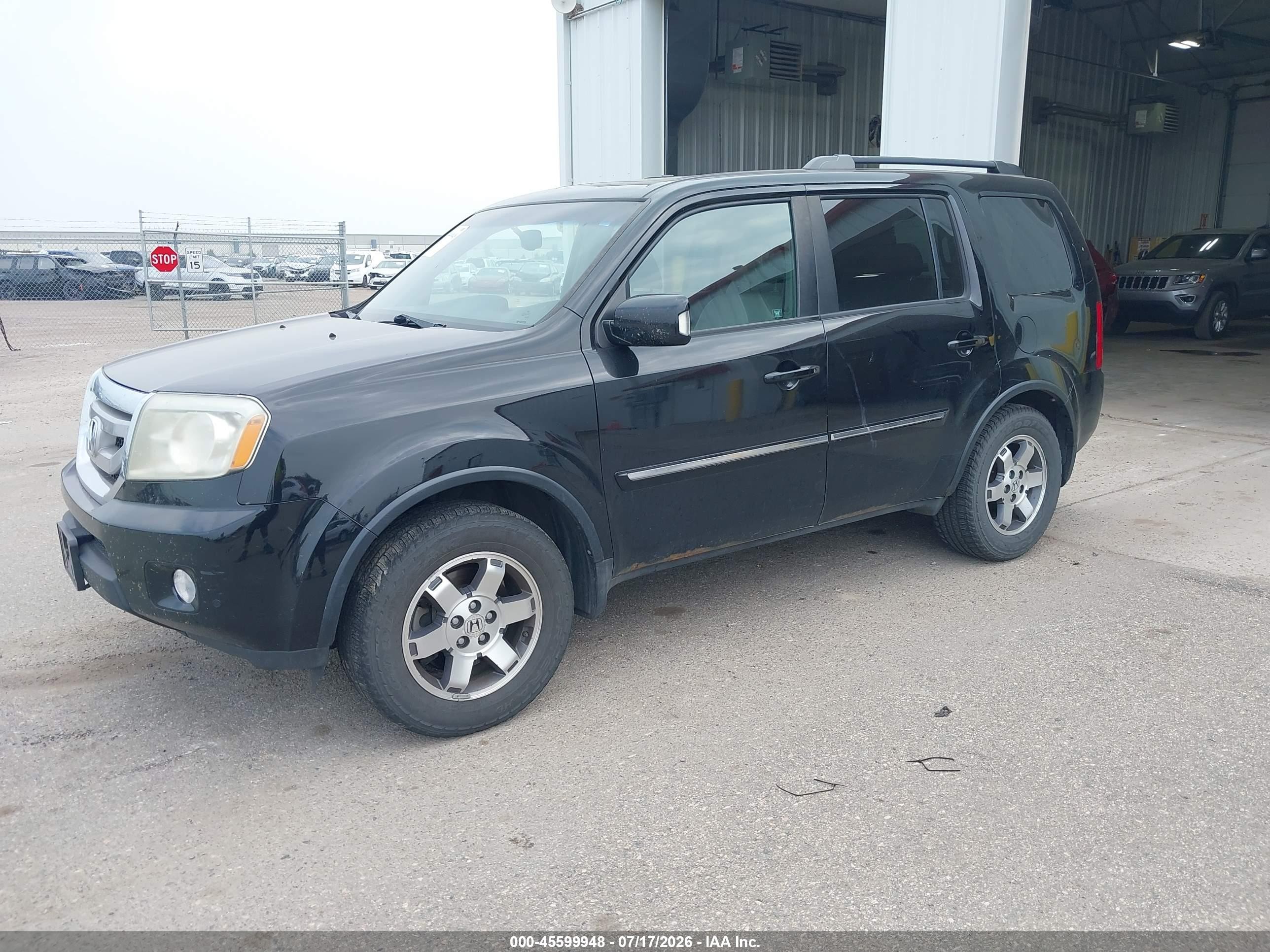 2009 Honda Pilot Touring Black vin: 5FNYF48949B026319