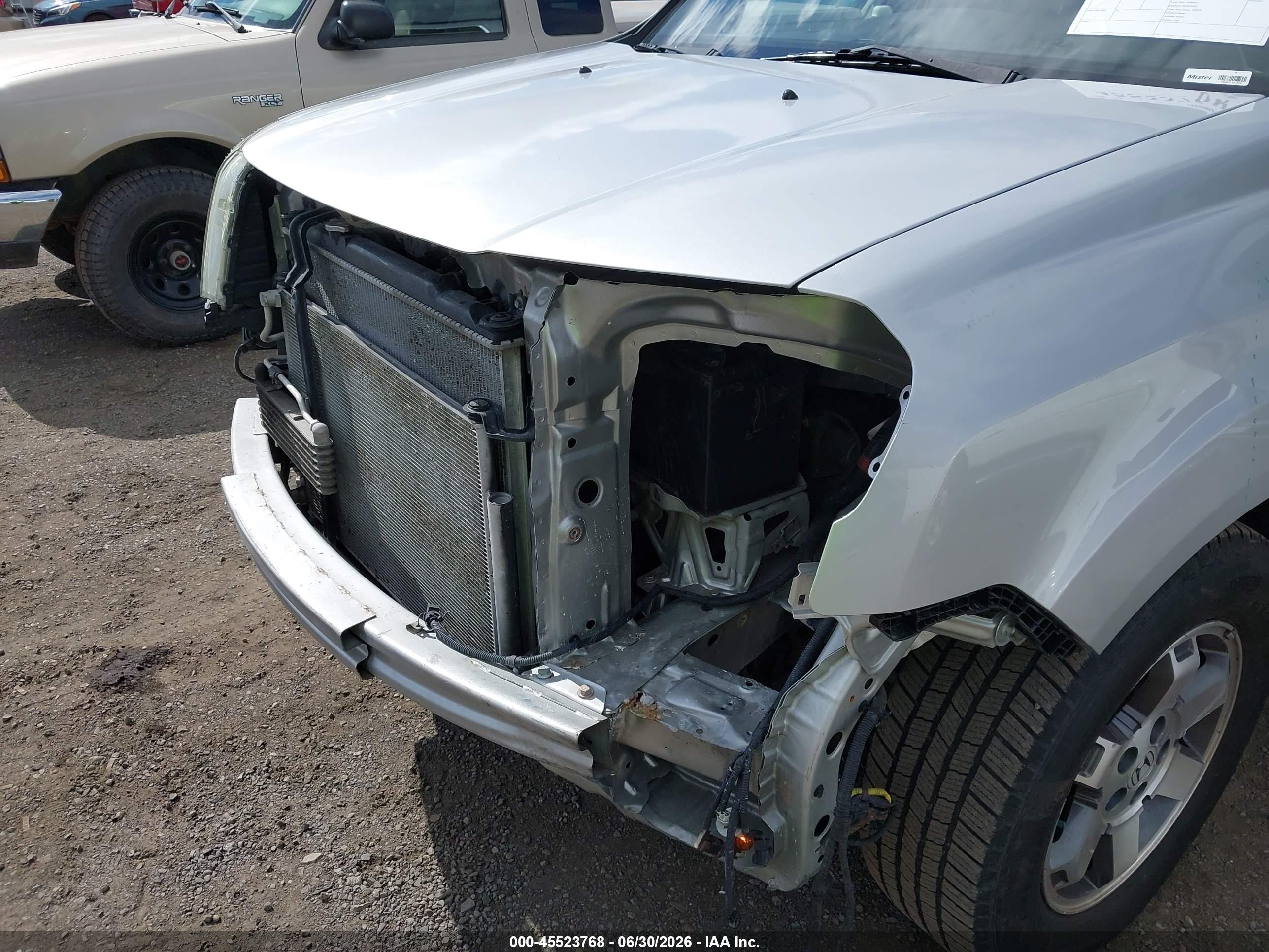 2009 Honda Pilot Touring Silver vin: 5FNYF48959B003969
