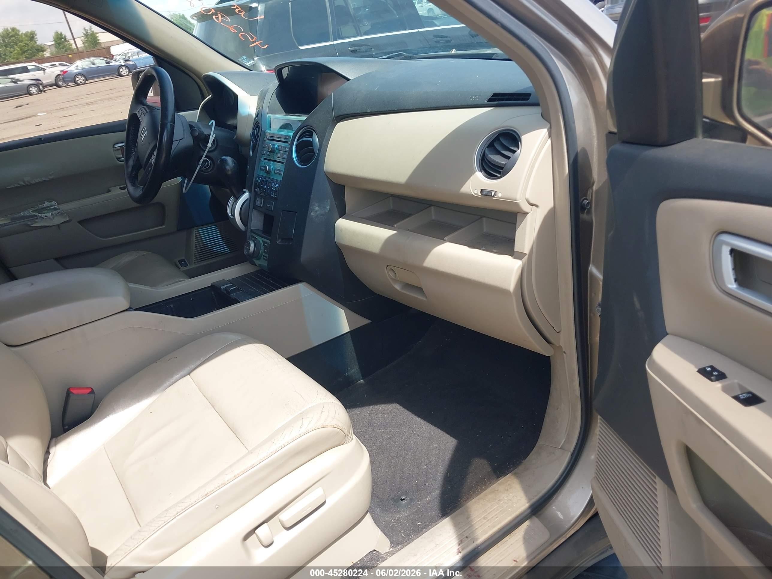2009 Honda Pilot Touring Dark Brown vin: 5FNYF48969B021073