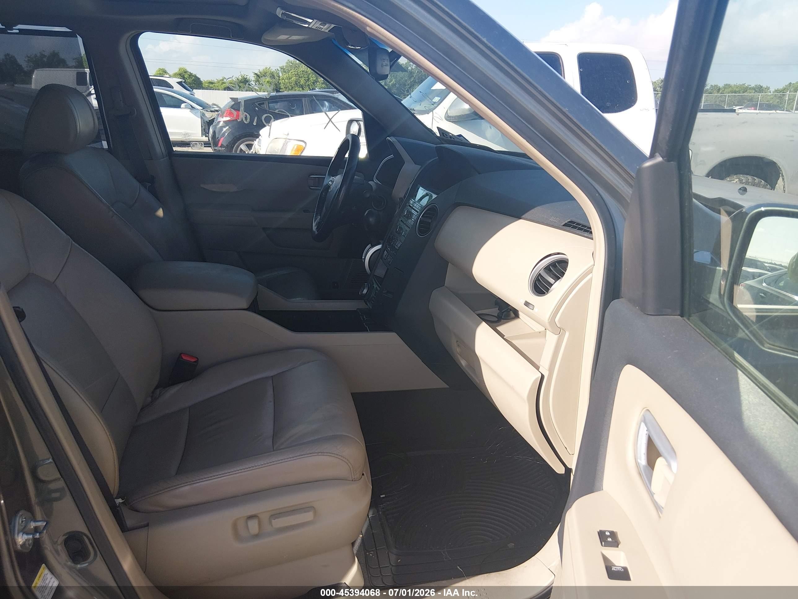 2009 Honda Pilot Touring Gray vin: 5FNYF48979B013614