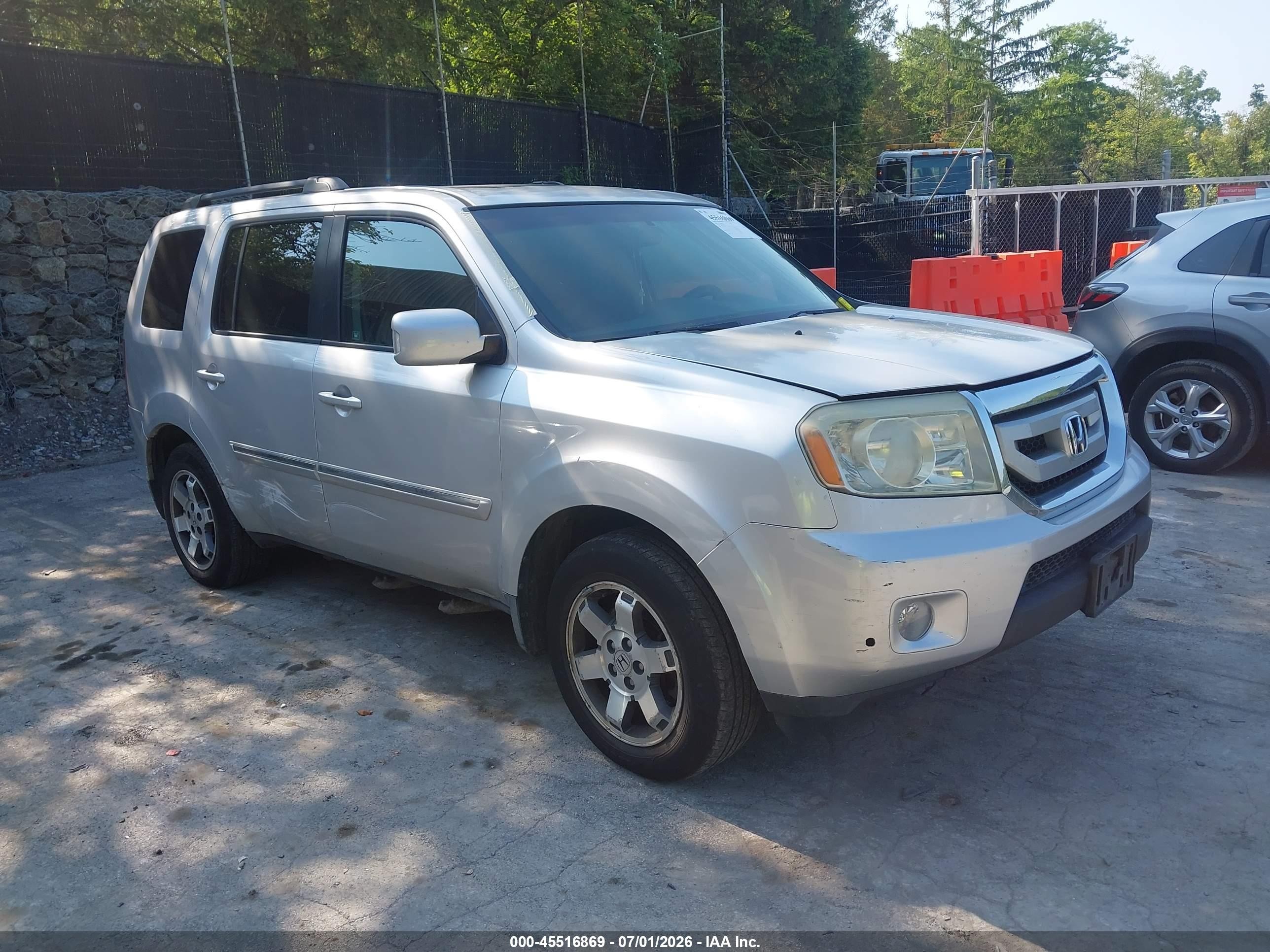 2009 Honda Pilot Touring Gray vin: 5FNYF48979B014150