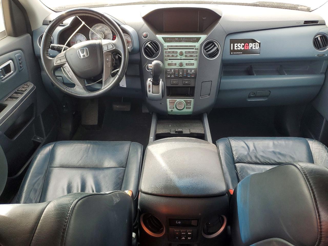 2009 Honda Pilot Touring Silver vin: 5FNYF48989B010026