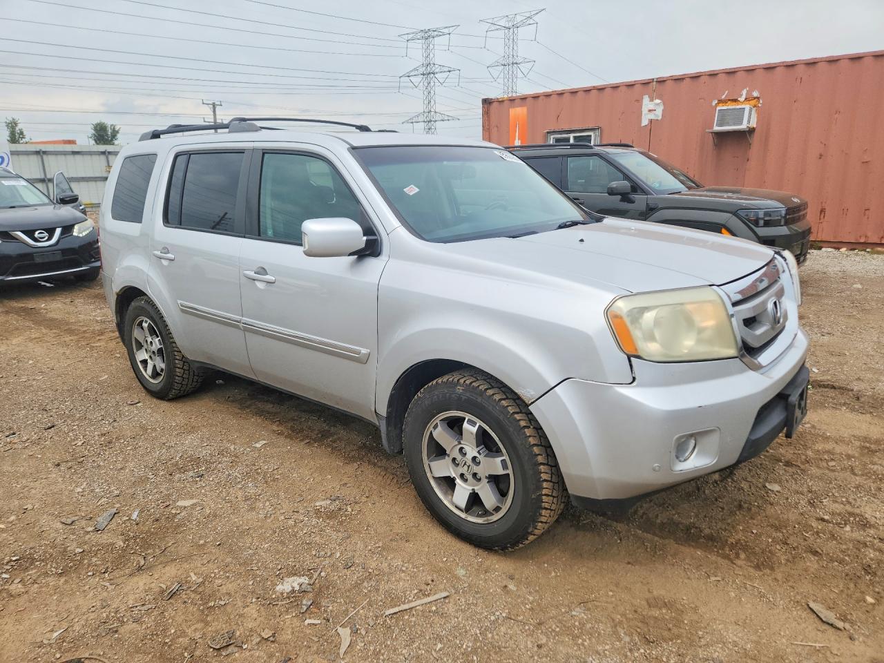 2009 Honda Pilot Touring Silver vin: 5FNYF48989B026159