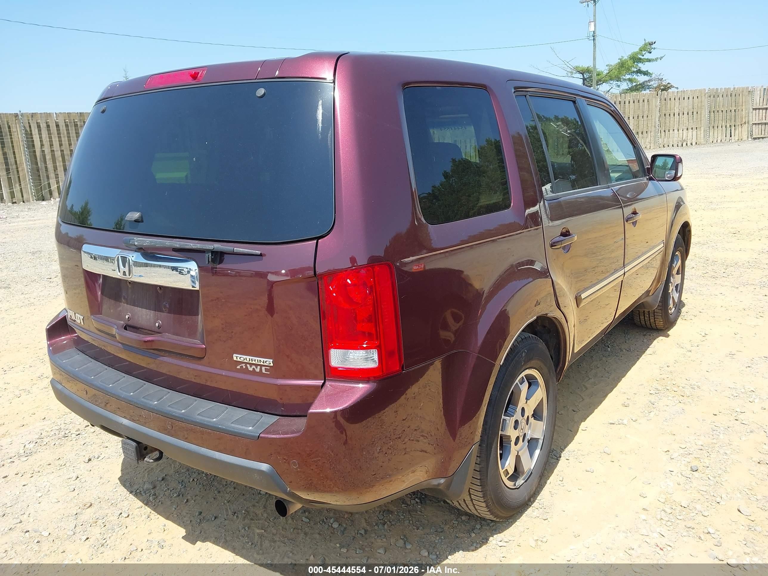 2009 Honda Pilot Touring Burgundy vin: 5FNYF489X9B016121