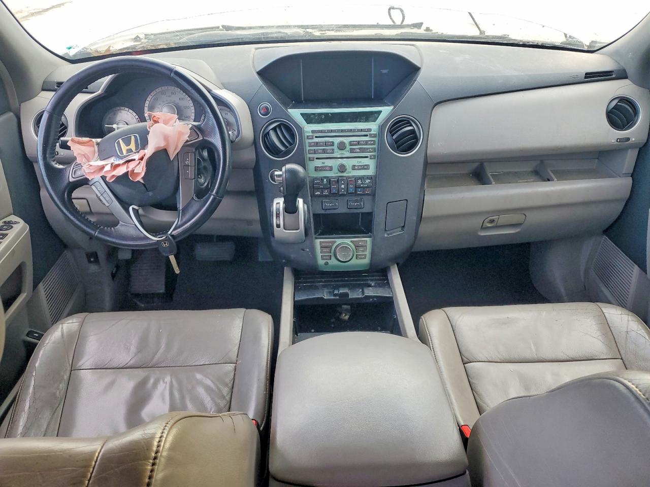 2009 Honda Pilot Touring White vin: 5FNYF489X9B020413