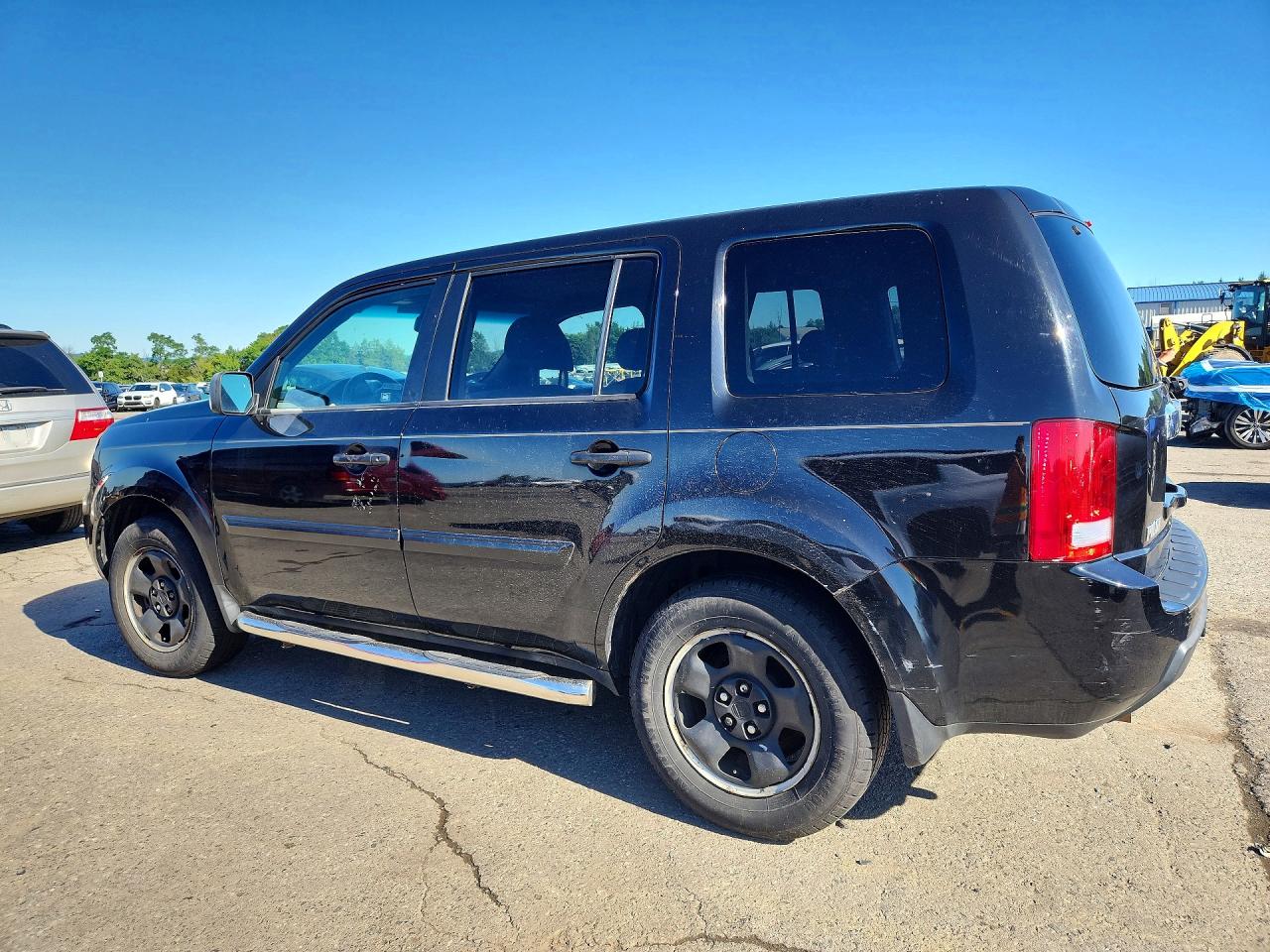 2011 Honda Pilot Lx Black vin: 5FNYF4H20BB014435
