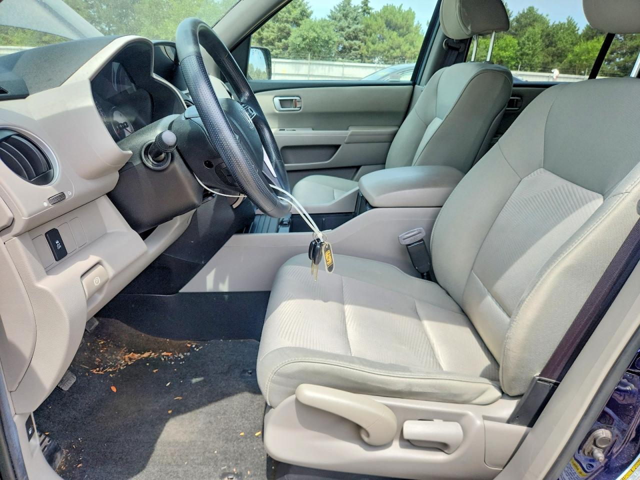 2013 Honda Pilot Lx Blue vin: 5FNYF4H20DB033571