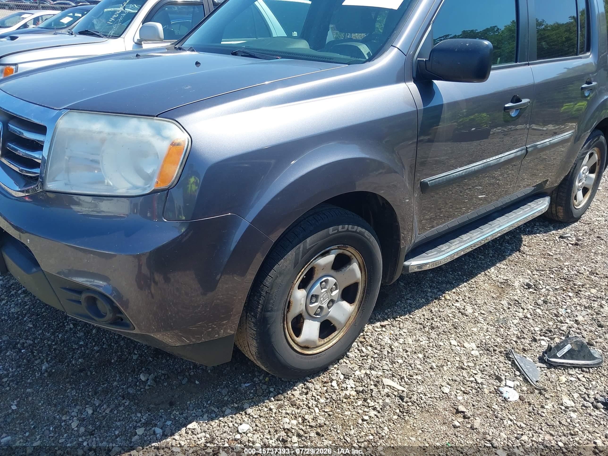 2015 Honda Pilot Lx Серый vin: 5FNYF4H20FB013243