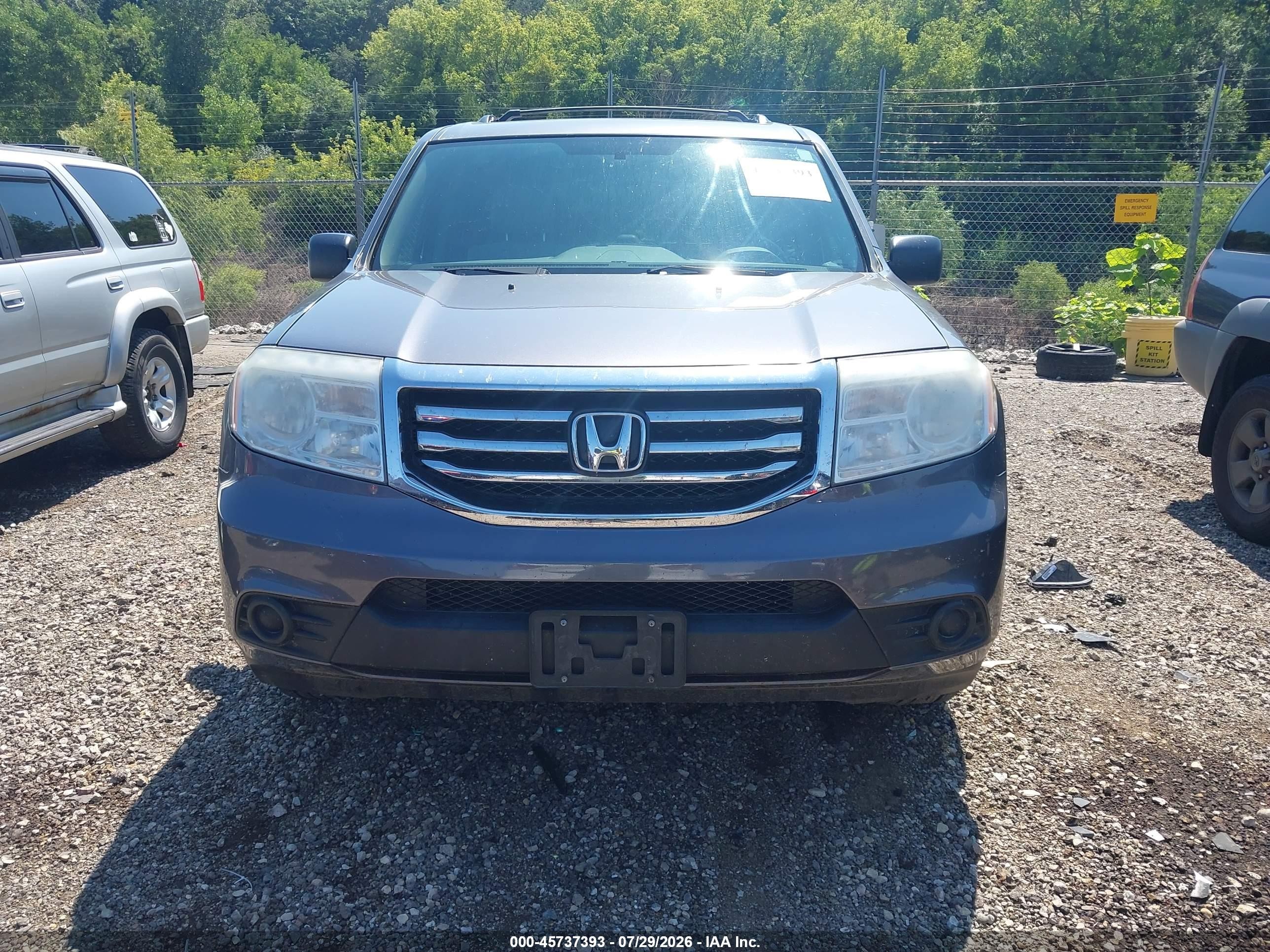 2015 Honda Pilot Lx Серый vin: 5FNYF4H20FB013243
