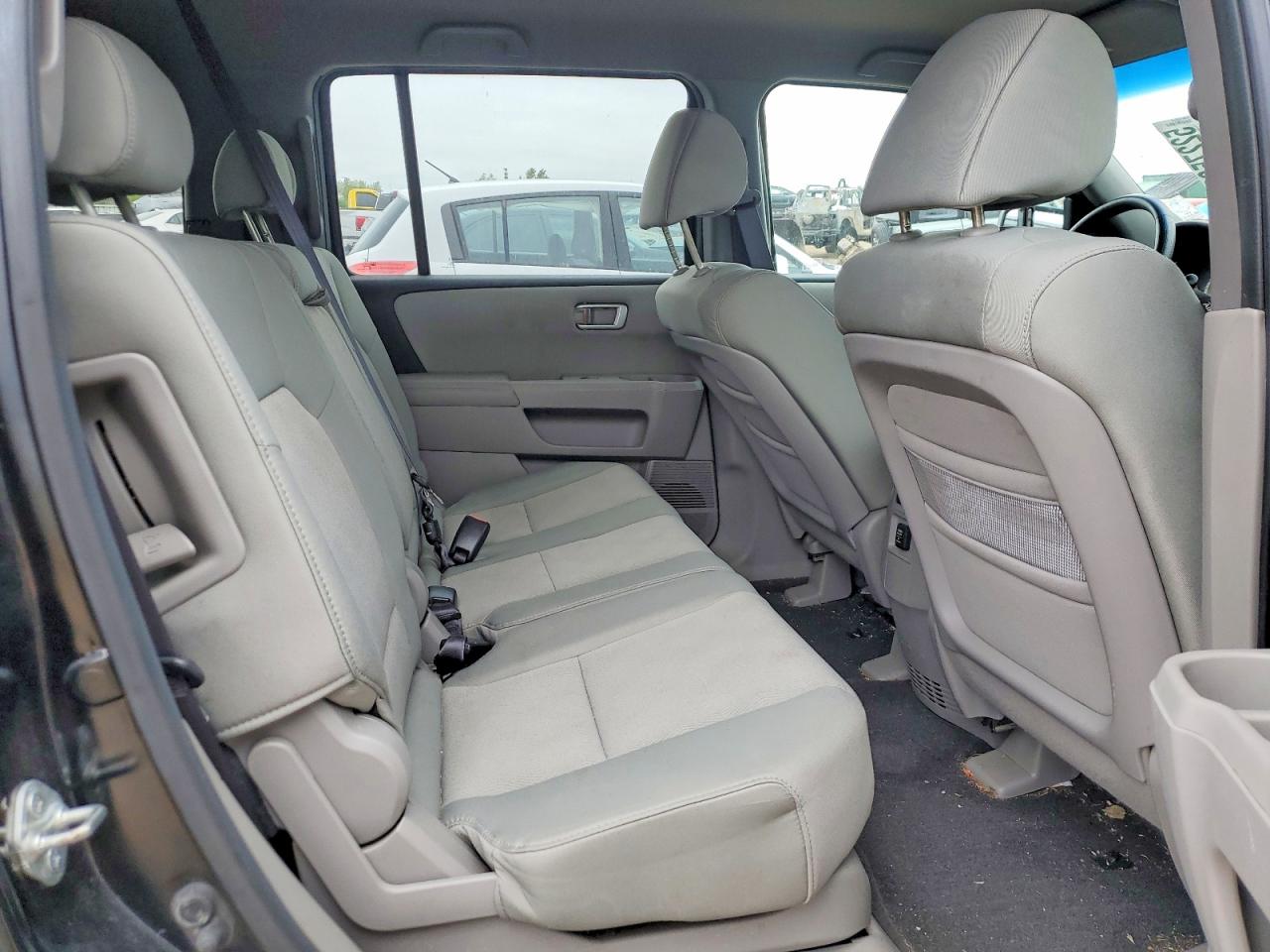 2010 Honda Pilot Lx Черный vin: 5FNYF4H21AB020078