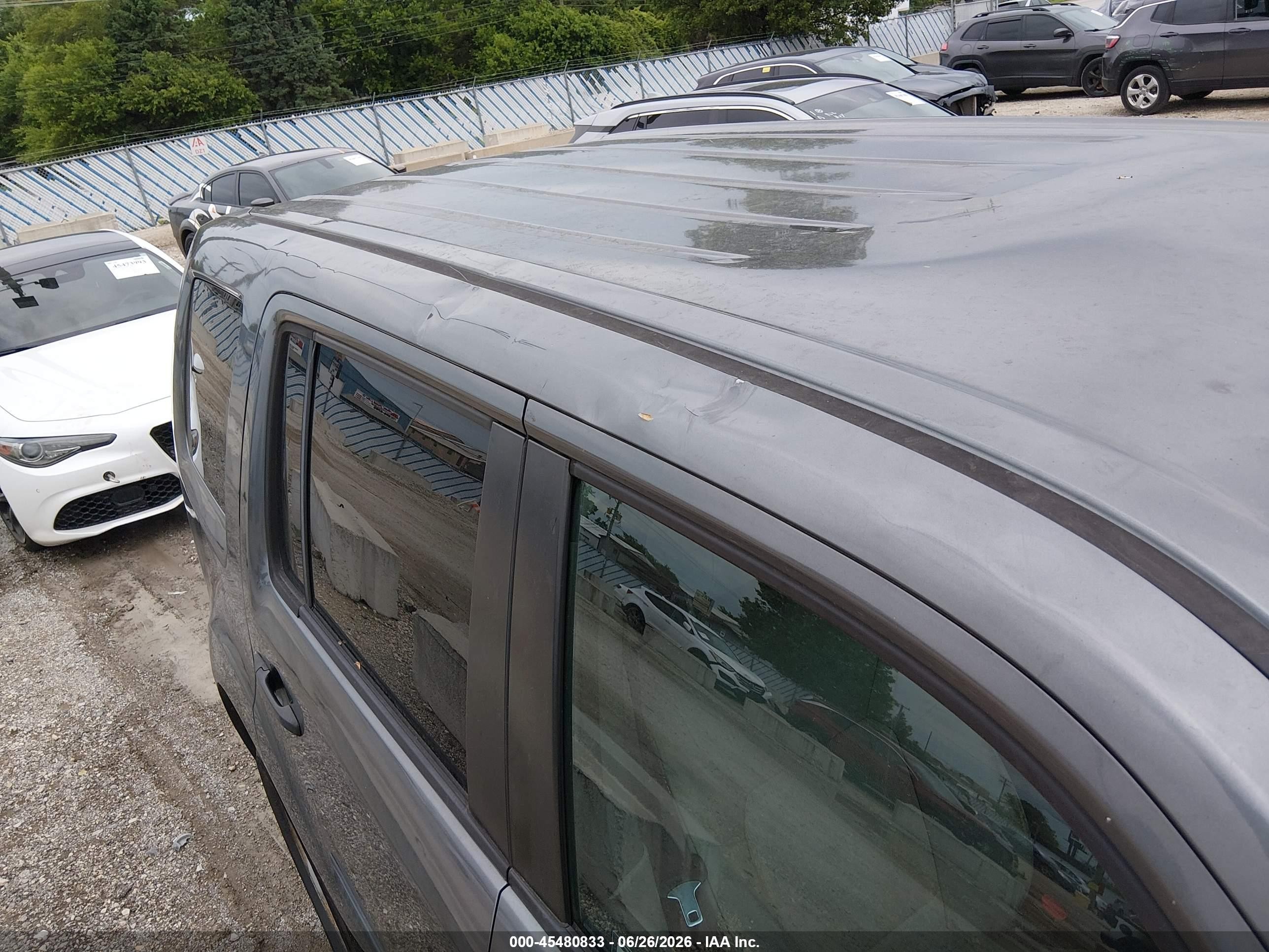 2011 Honda Pilot Lx Gray vin: 5FNYF4H21BB028750