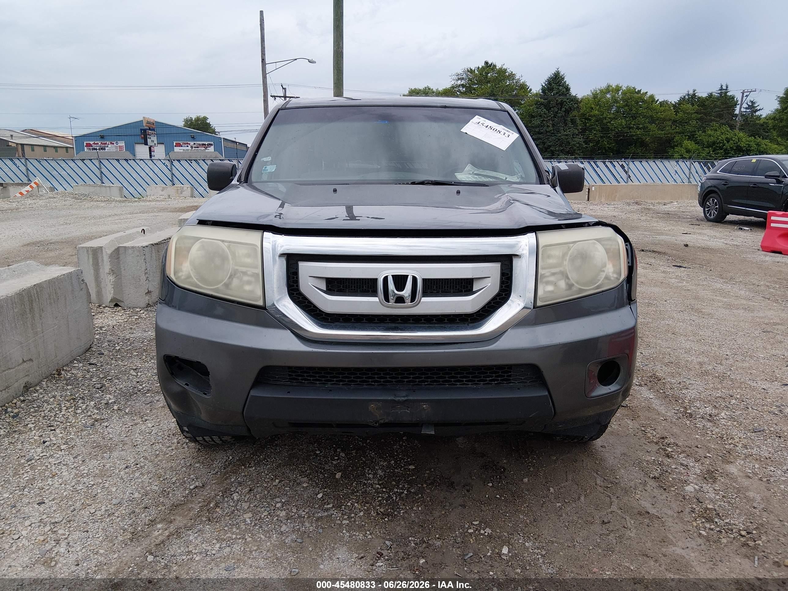 2011 Honda Pilot Lx Gray vin: 5FNYF4H21BB028750