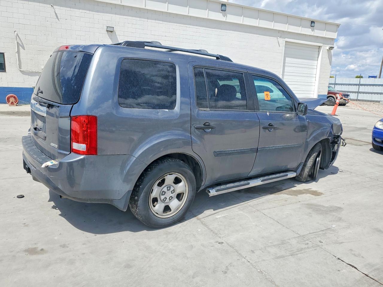 2012 Honda Pilot Lx Gray vin: 5FNYF4H21CB063094