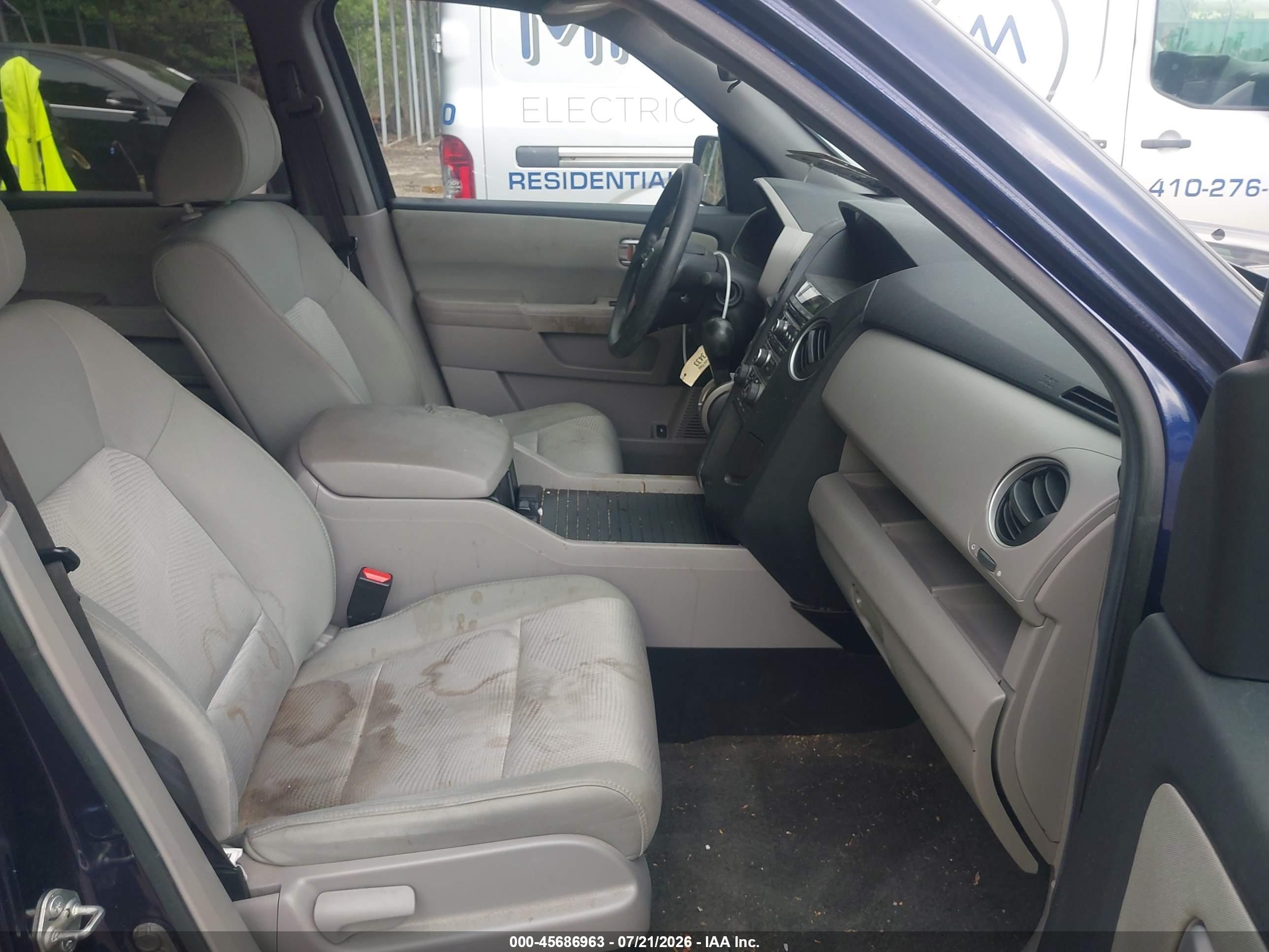 2013 Honda Pilot Lx Dark Blue vin: 5FNYF4H21DB006685