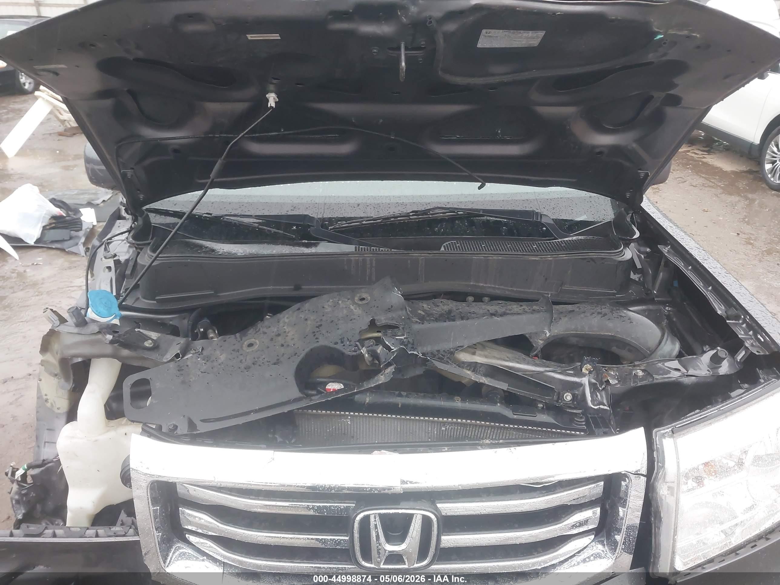 2015 Honda Pilot Lx Серый vin: 5FNYF4H21FB023733