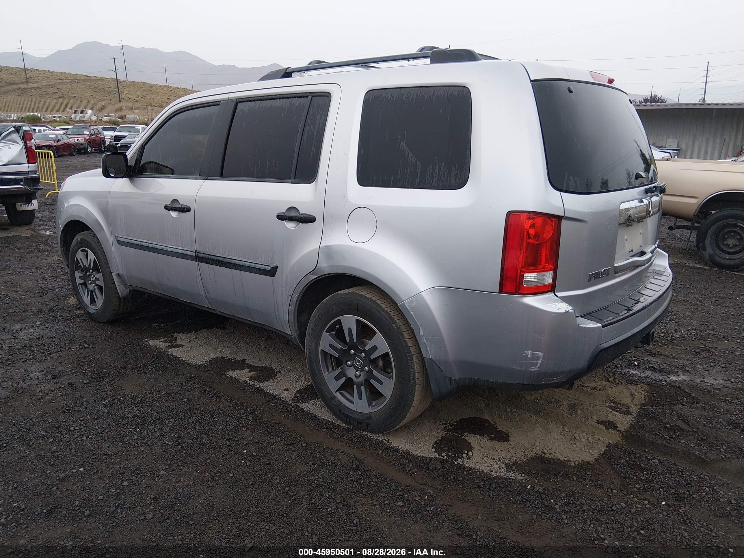 2010 Honda Pilot Lx Gray vin: 5FNYF4H22AB010224