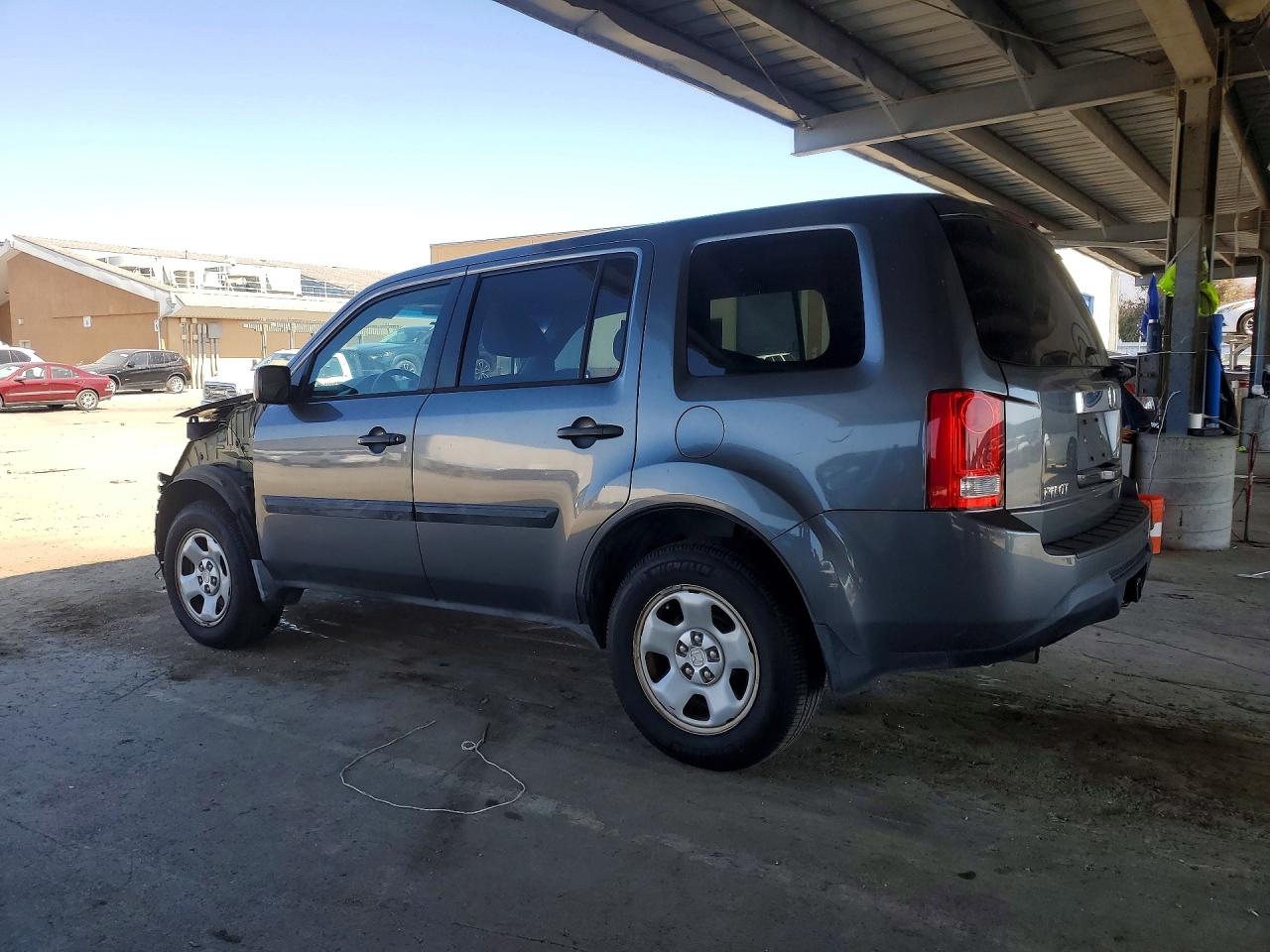 2012 Honda Pilot Lx Gray vin: 5FNYF4H22CB013398